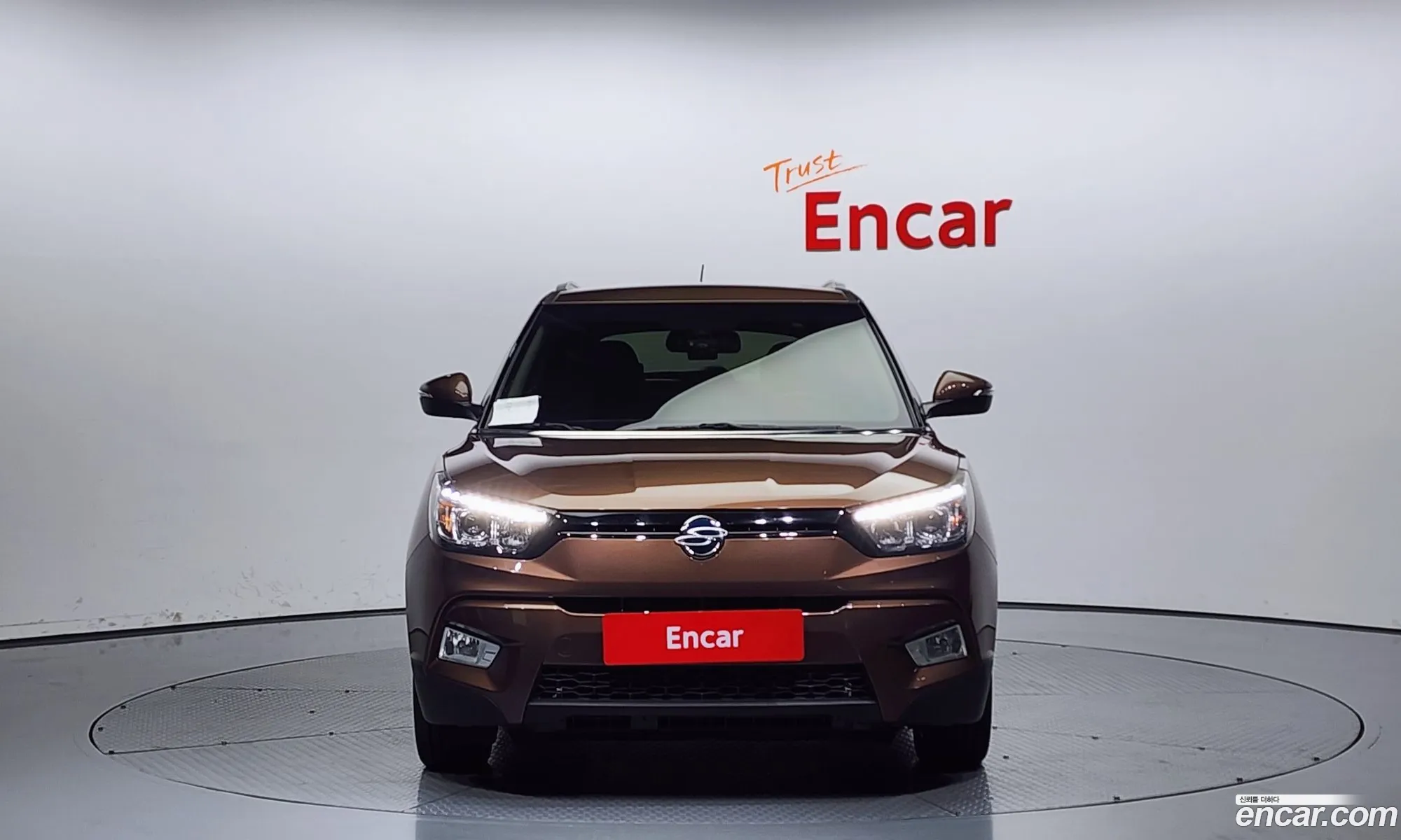 Ssangyong Tivoli Tivoli Diesel Vx 2Wd 2016 - фотография 15630114