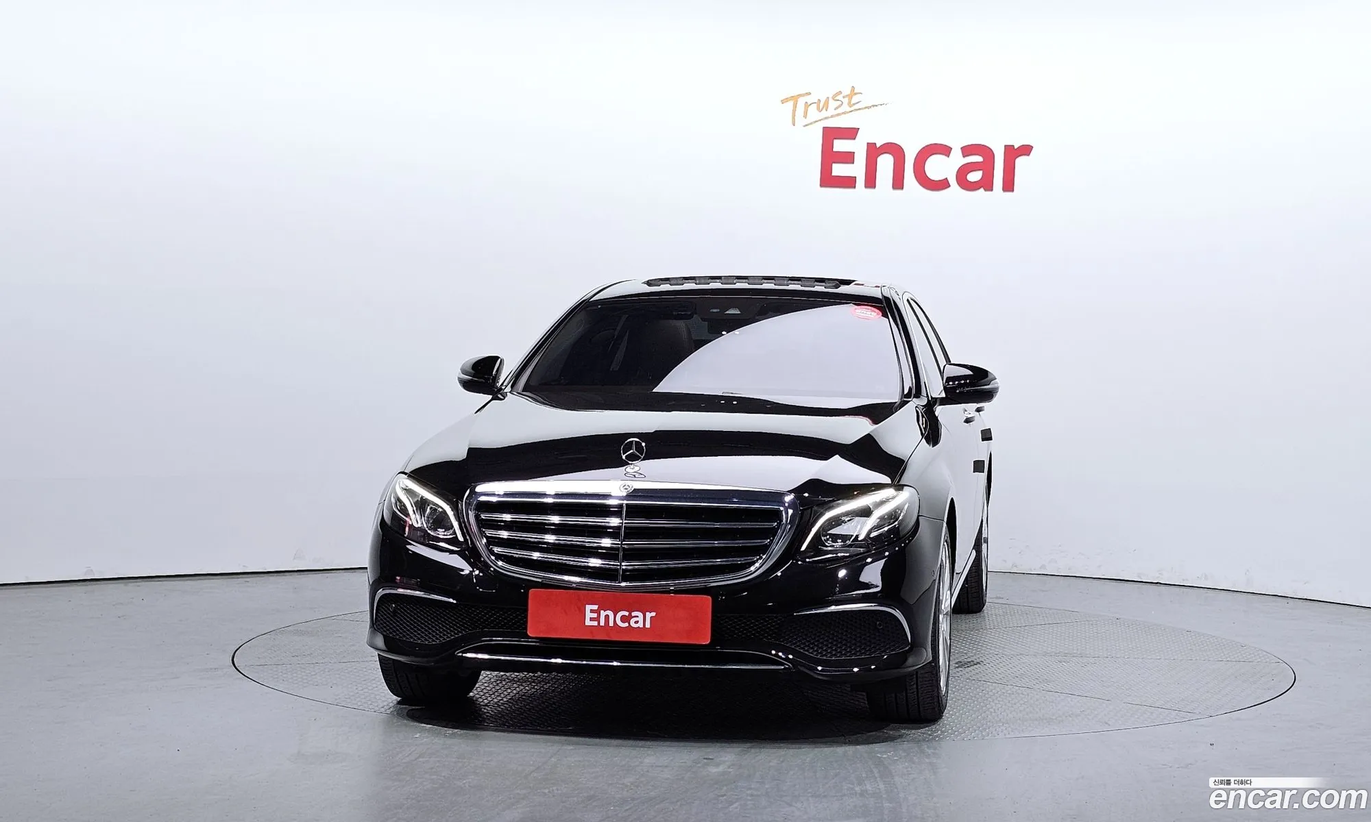 Mercedes-Benz E-Klasse V W213 S213 C238 E220D Exclusive 2019 - фотография 11998521