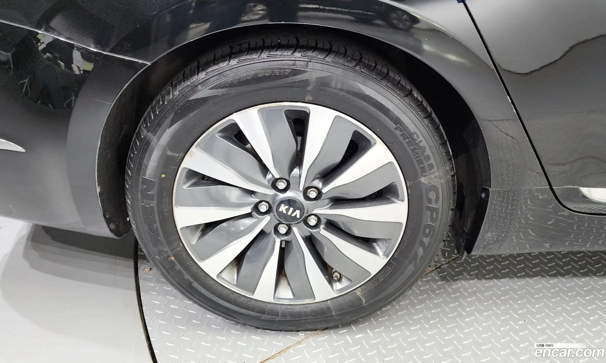 Kia K7 Vg I 700H Prestige 2015 - фотография 11190530