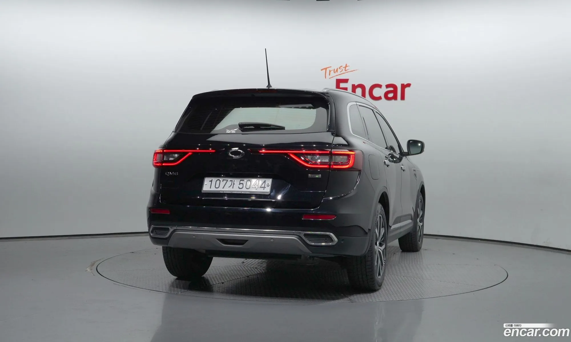 Renault Samsung Qm6 20 Lpe Re Signature 2Wd 2020 - фотография 11185223