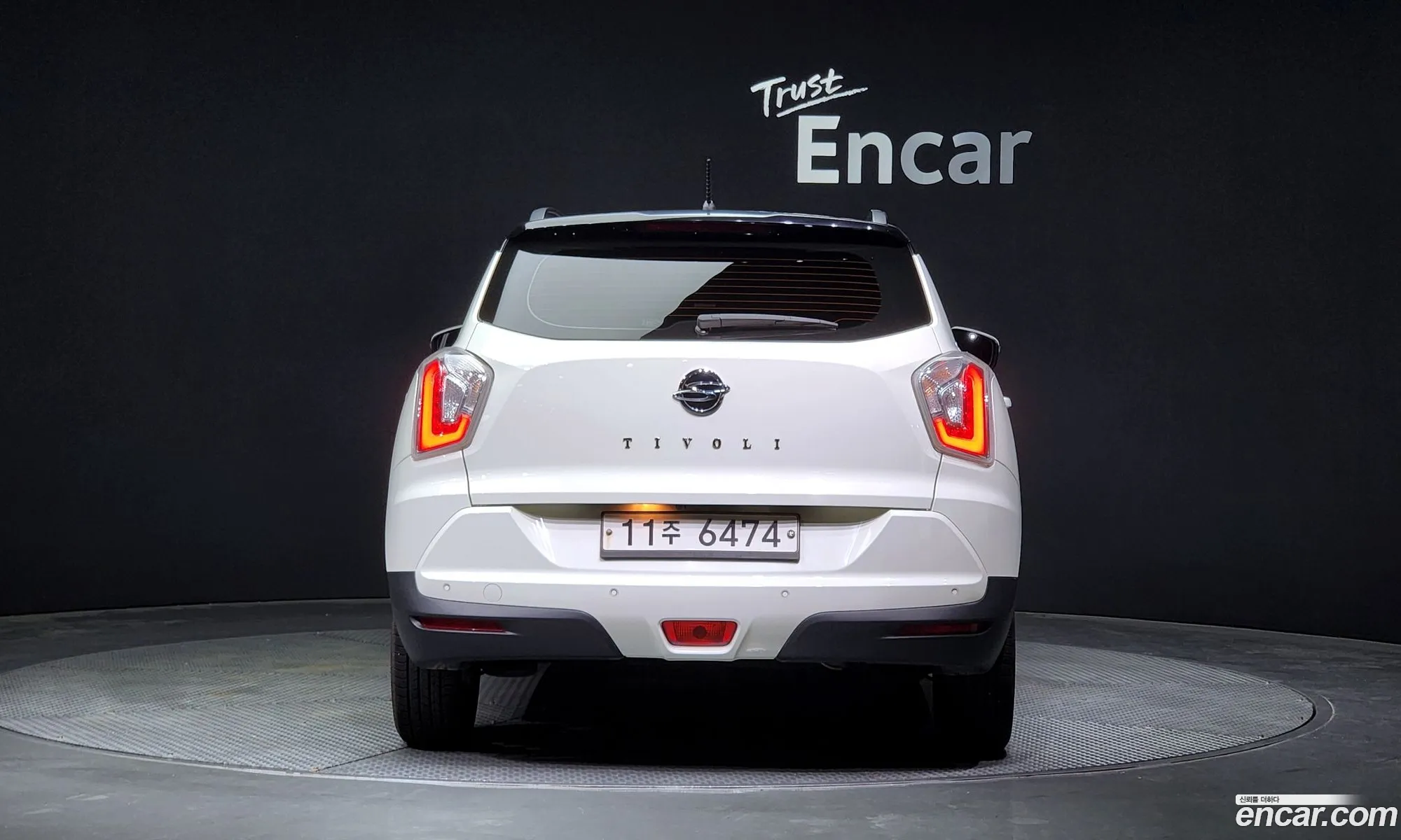 Ssangyong Tivoli Tivoli Lx 2Wd 2015 - фотография 17429937