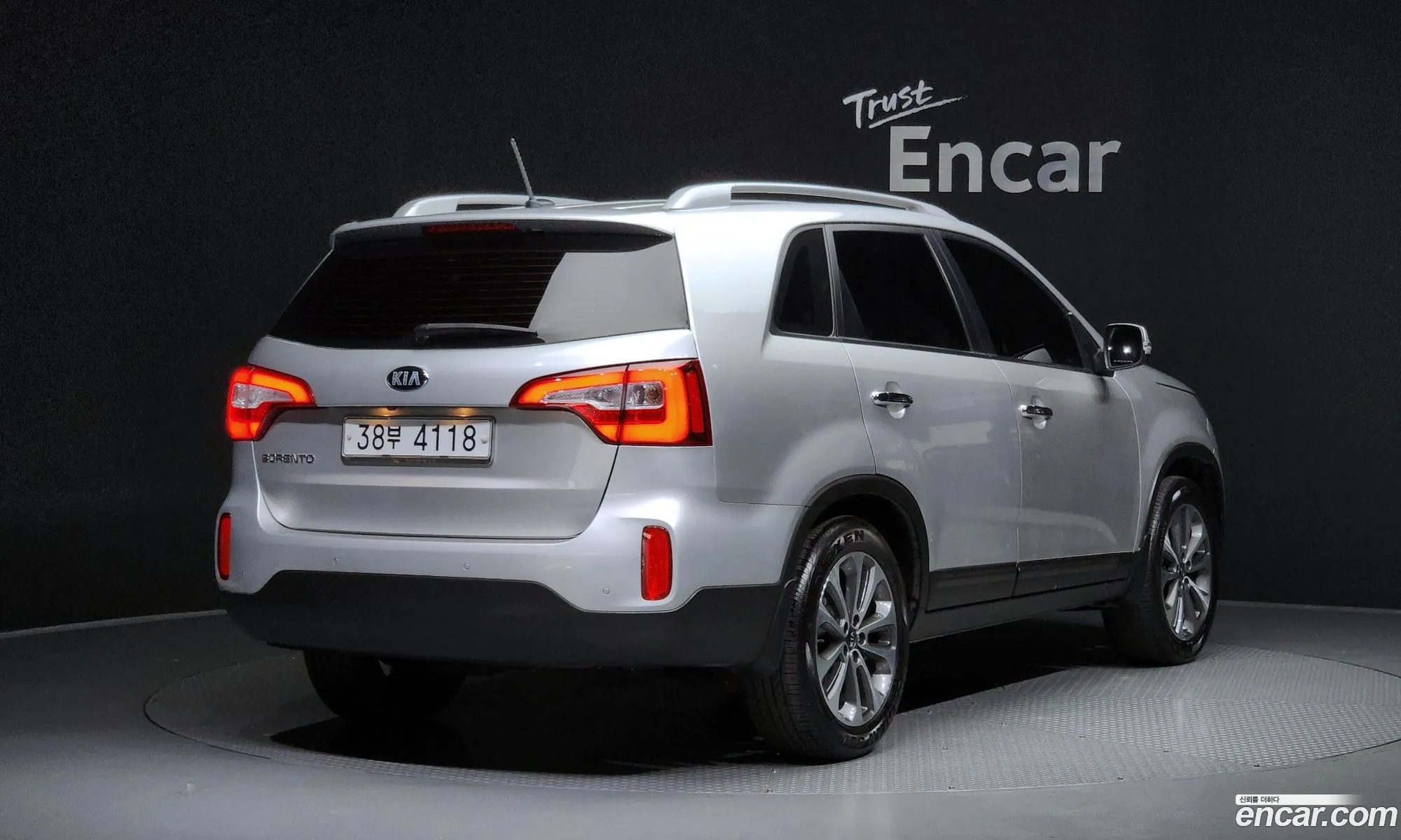Kia Sorento Ii Diesel 20 2Wd 2013 - фотография 18254512