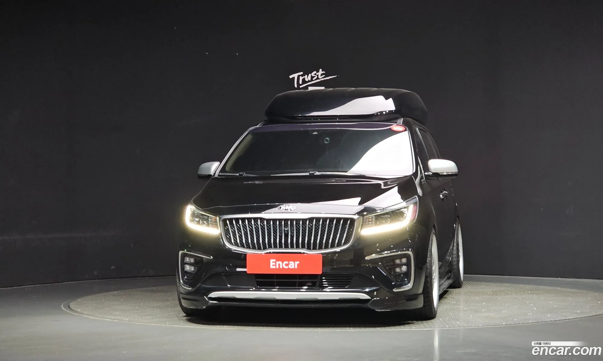 Kia Carnival Iii Gasoline 7-Seater High Limousine 2019 - фотография 12517899