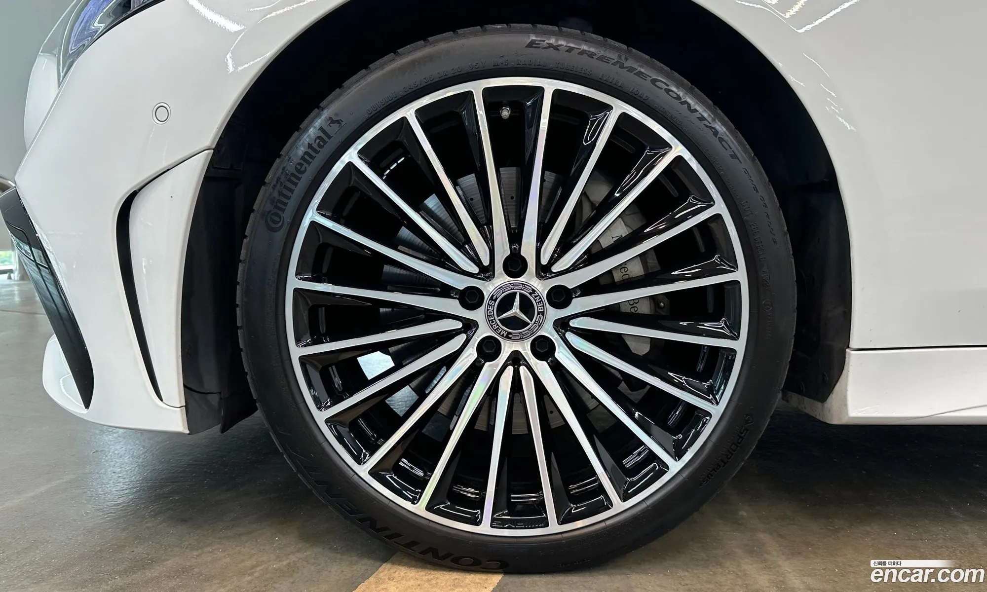 Mercedes-Benz Cls-Klasse Cls450 4Matic Amg Line 2023 - фотография 12634129