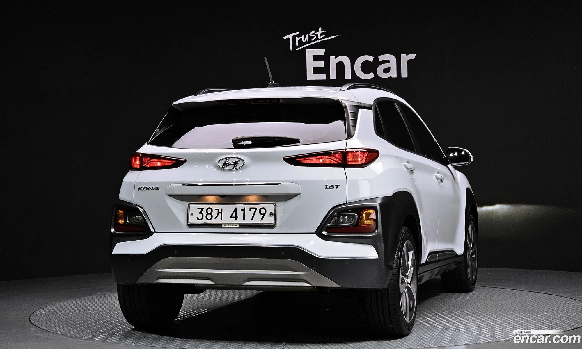 Hyundai Kona 16 Turbo 2Wd 2018 - фотография 18413362