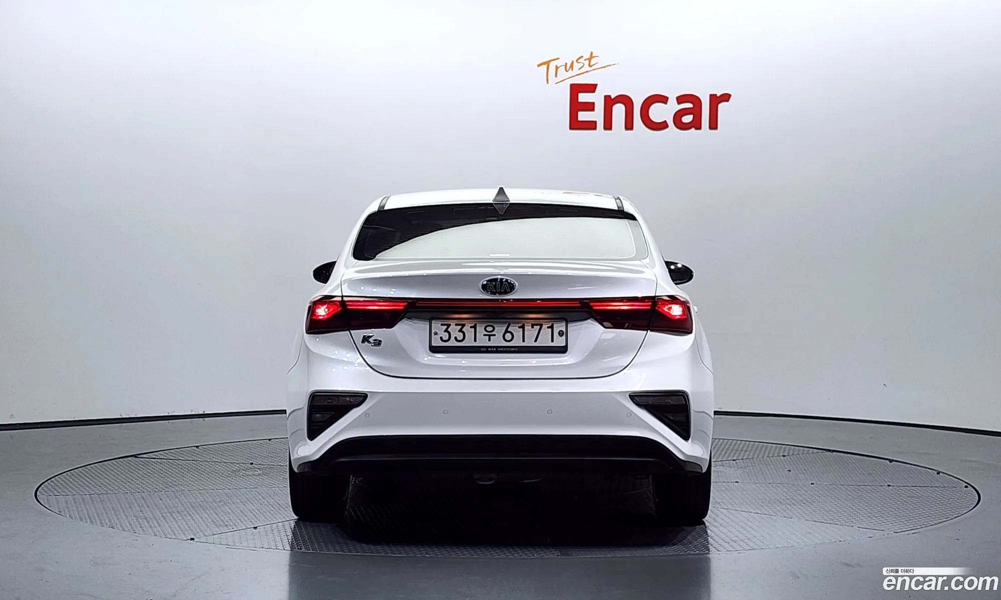 Kia K3 Luxury 2020 - фотография 17318057