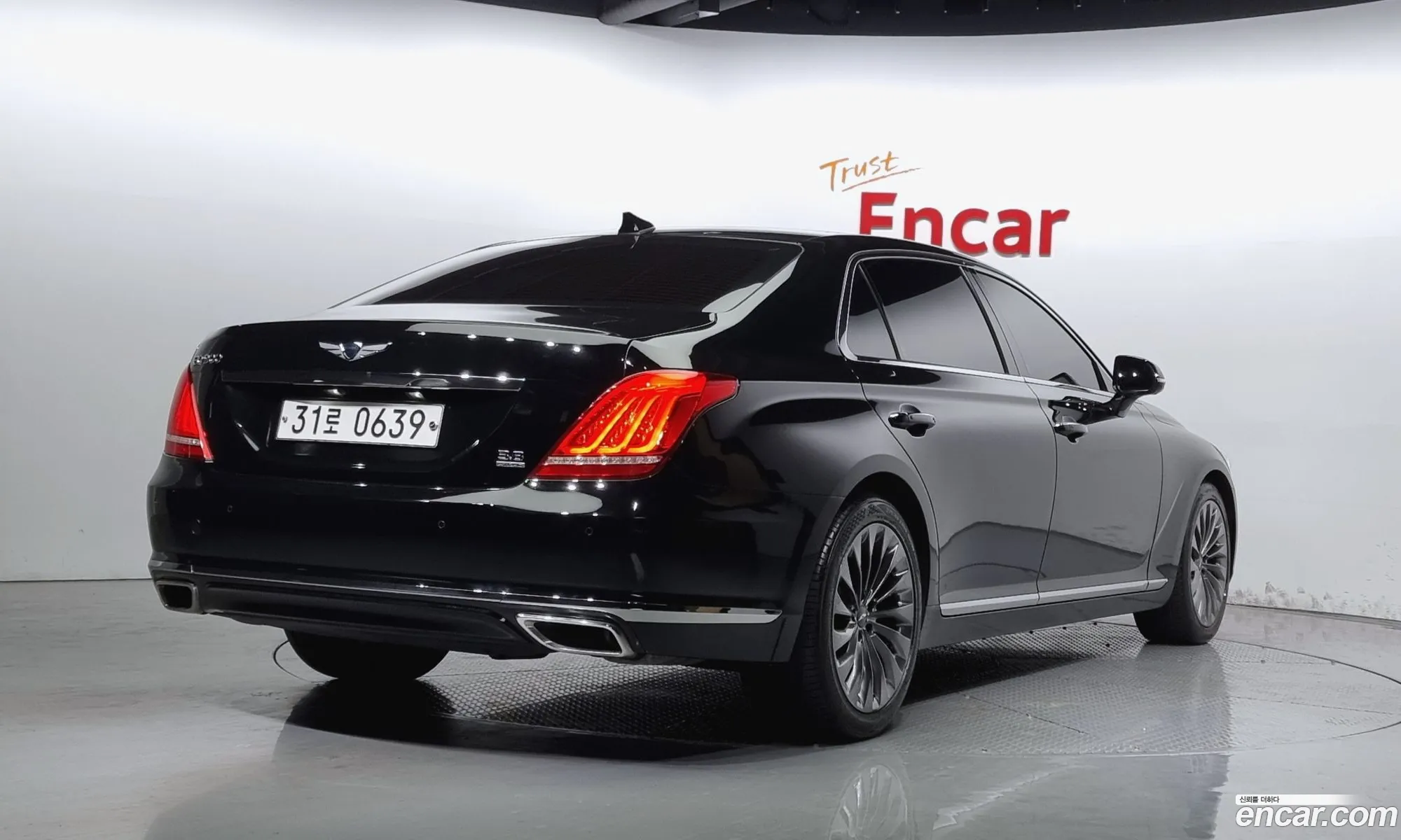 Genesis G90 I 38 Gdi Awd 2016 - фотография 12561233
