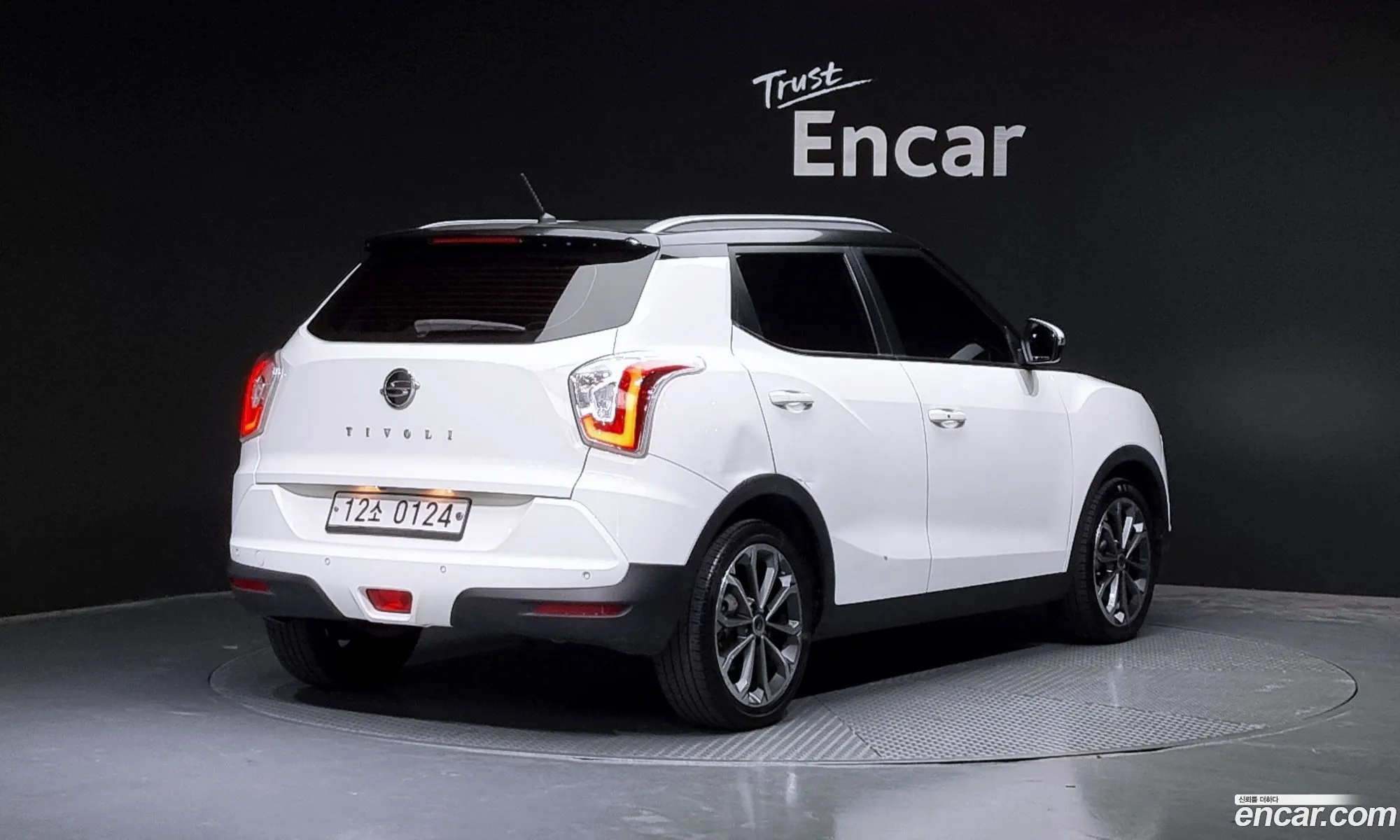 Ssangyong Tivoli Tivoli Vx 2Wd 2016 - фотография 19513814