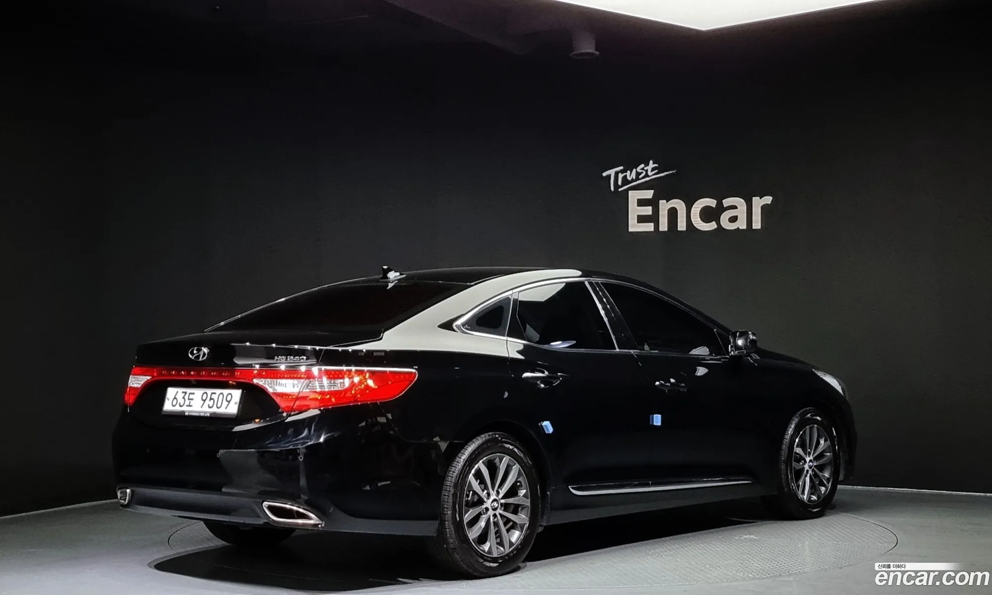 Hyundai Grandeur V Hg240 Luxury 2012 - фотография 12406823