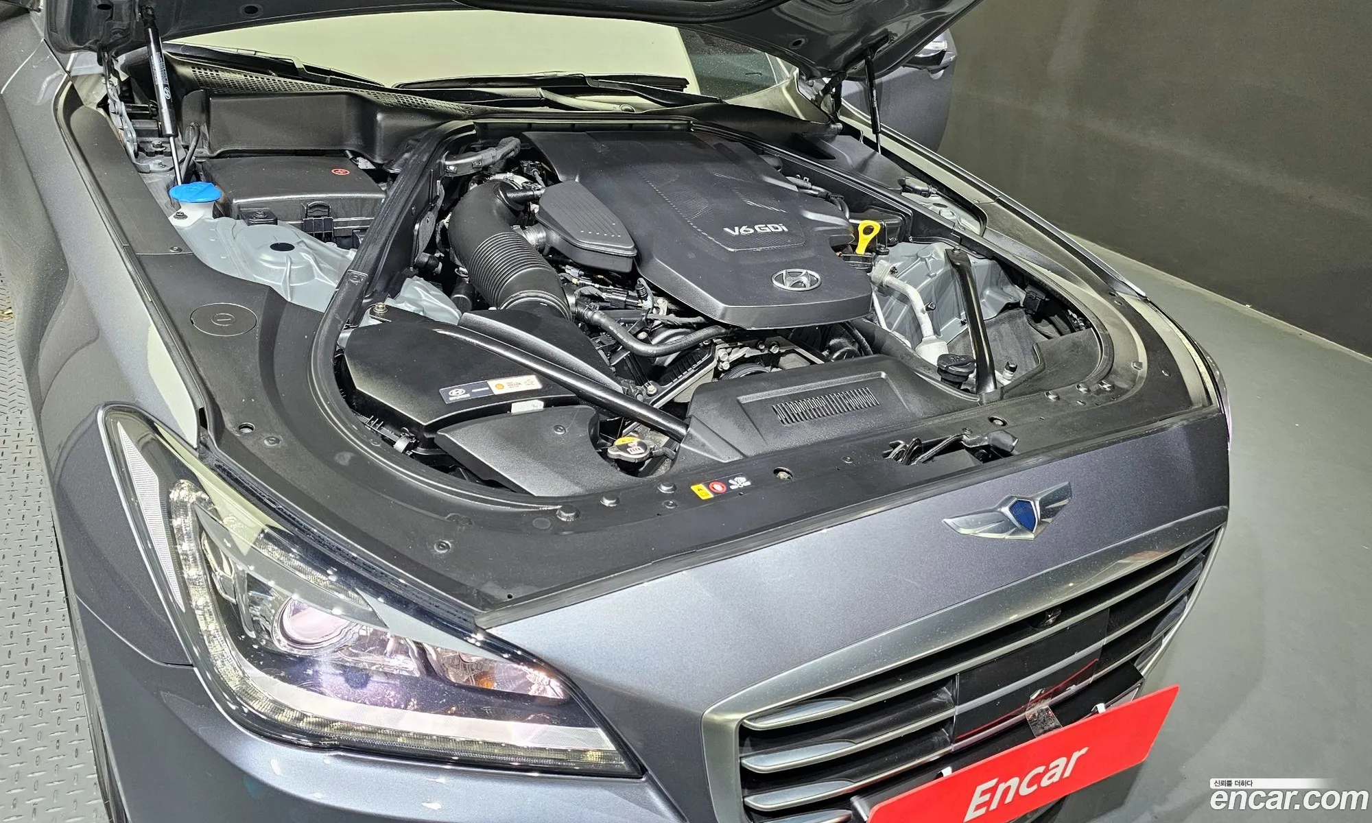 Hyundai Genesis Ii G330 Premium Awd 2016 - фотография 12241442