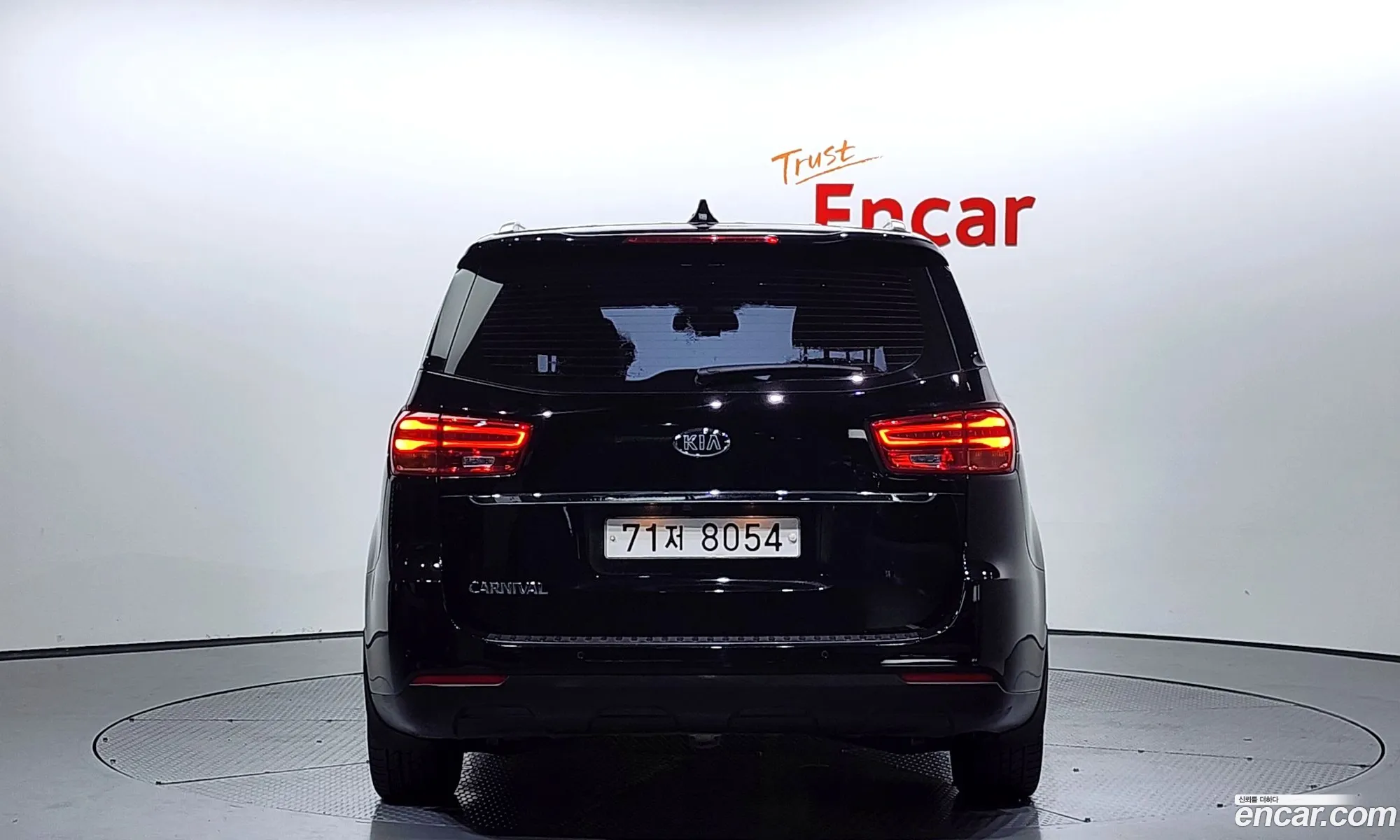 Kia Carnival Iii 11-Seater Prestige 2019 - фотография 12562600