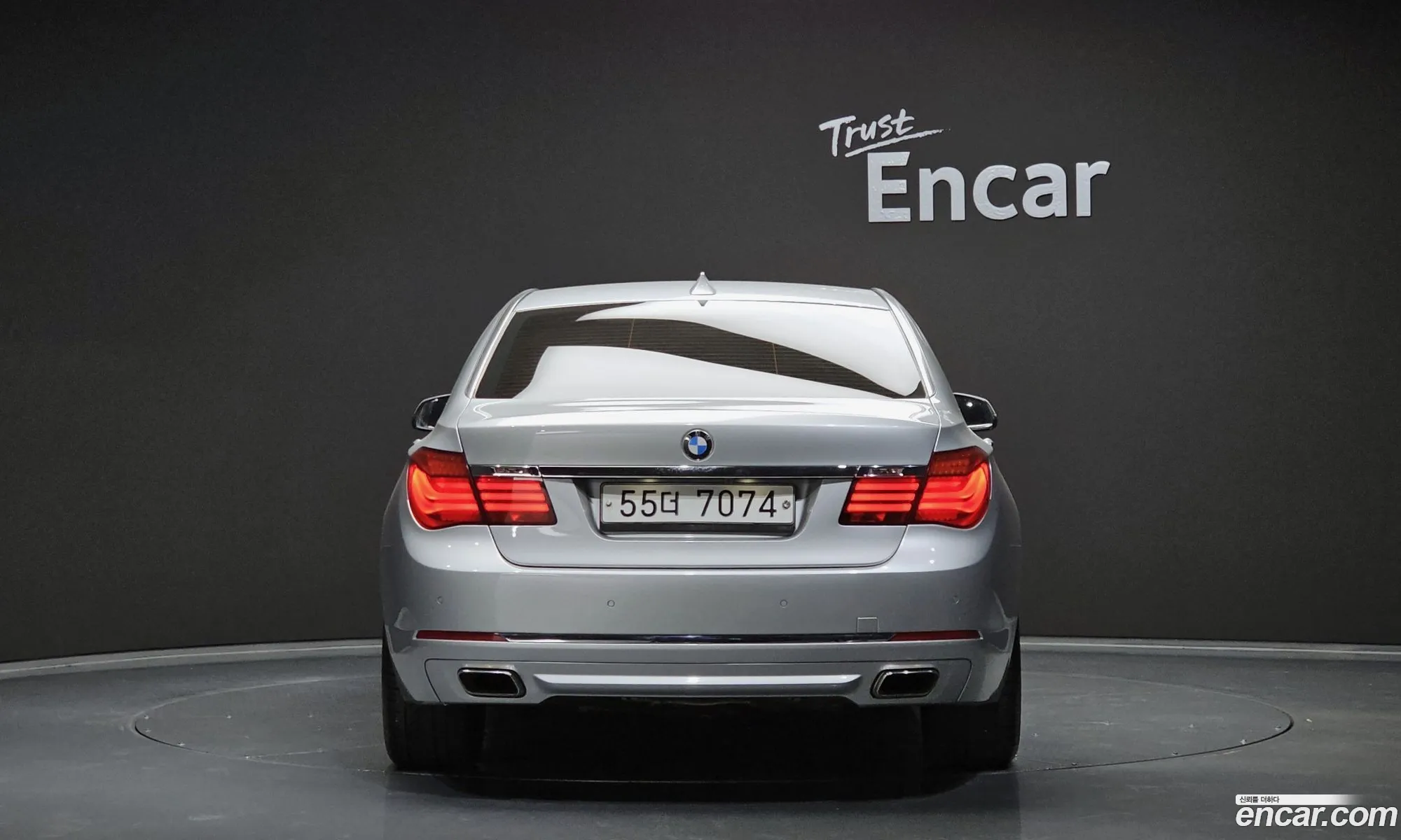 BMW 7 Series F01 750Ld xDrive - фотография 16668894