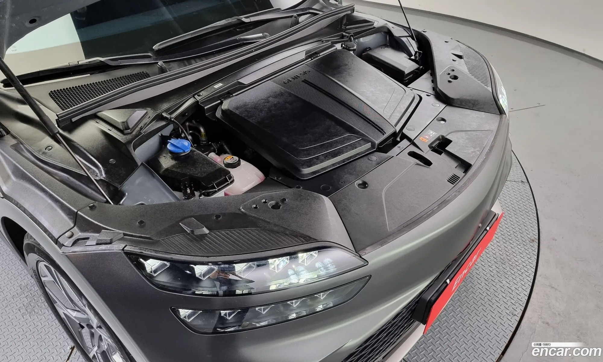 Genesis Gv60 Standard 2022 - фотография 14305613
