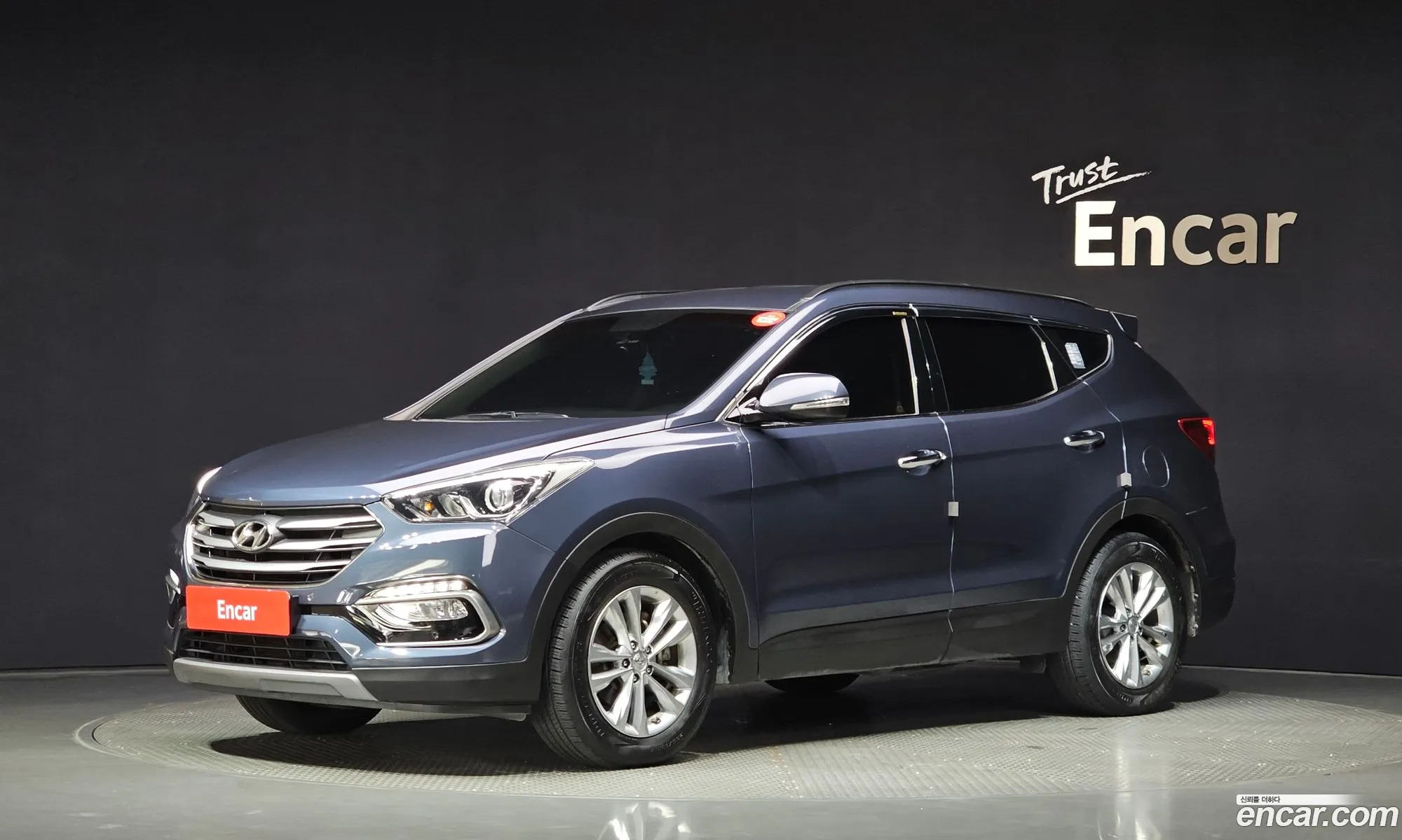 Hyundai Santa Fe Gasoline 20 Turbo 2Wd 2018 - фотография 15902795