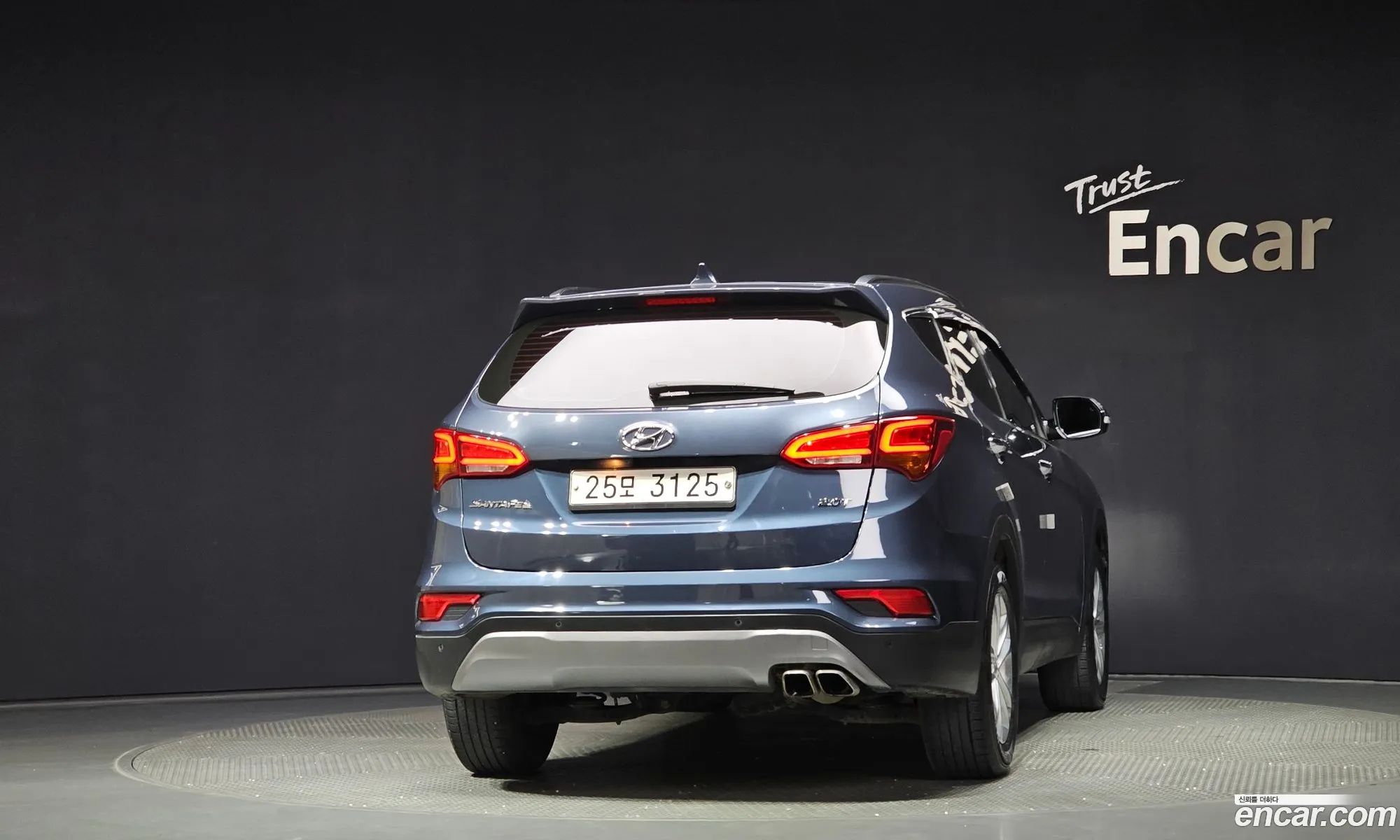 Hyundai Santa Fe Gasoline 20 Turbo 2Wd 2018 - фотография 15902800