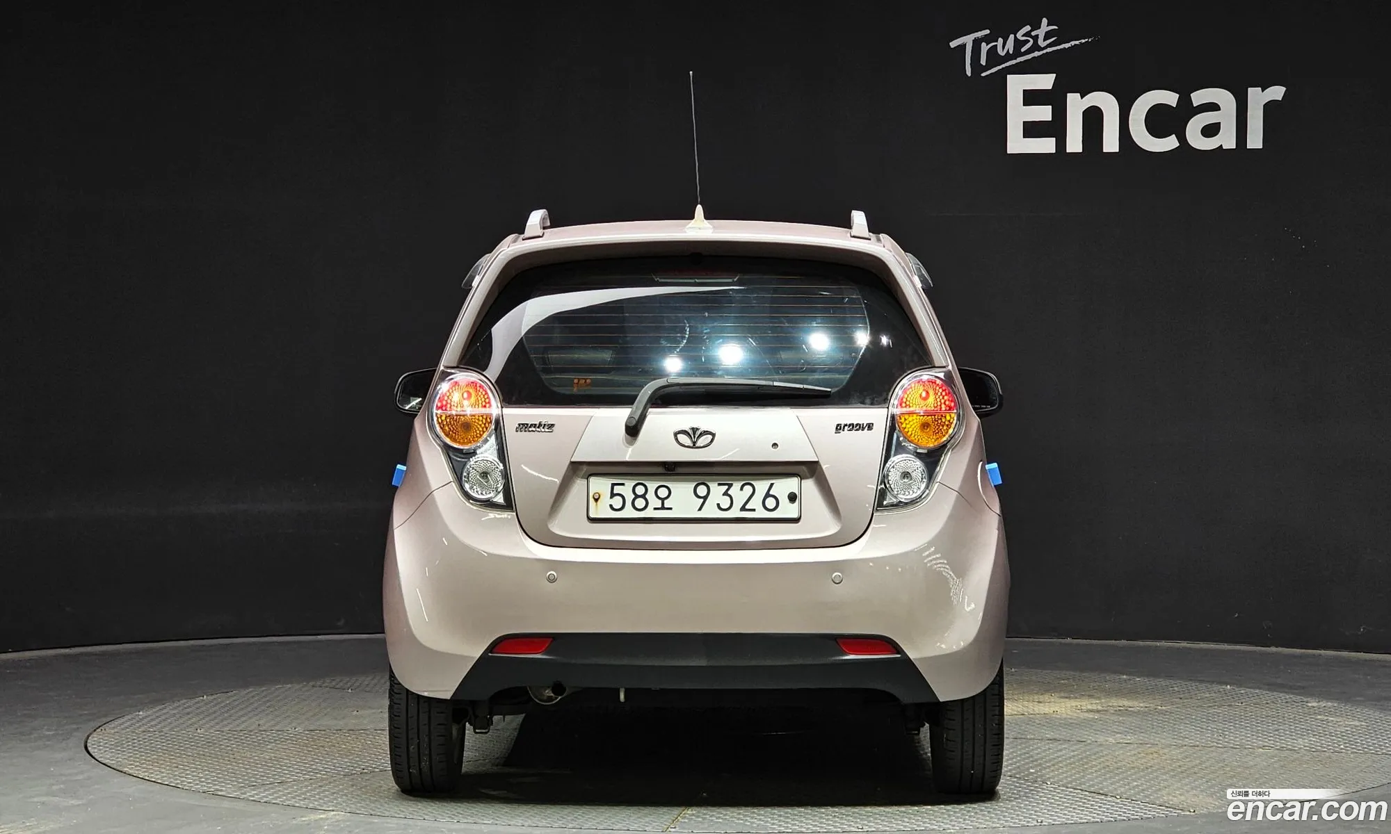 Chevrolet Matiz Lpg Groove 2010 - фотография 6854697