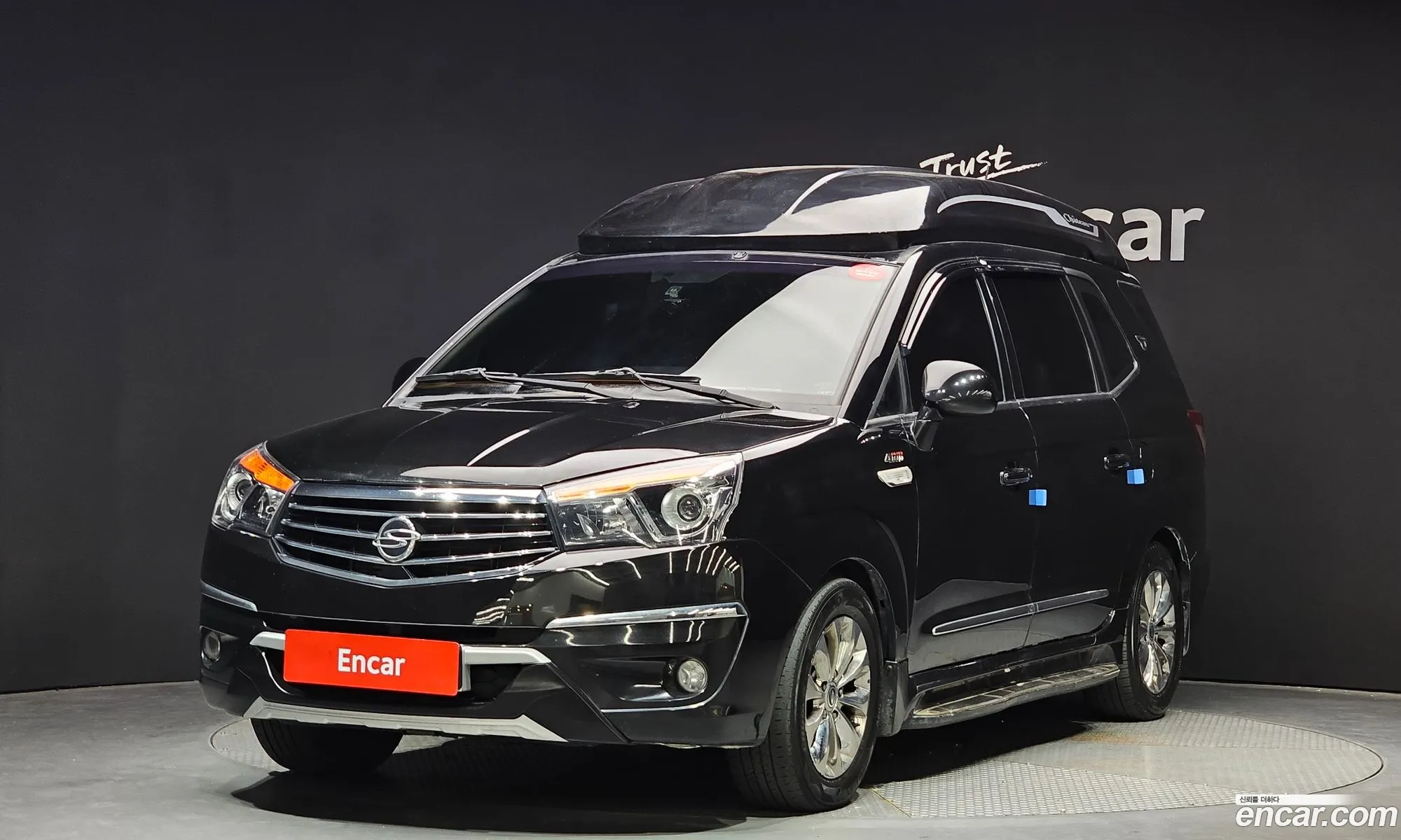 Ssangyong Korando Iii 4Wd Chateau 9-Seater 2016 - фотография 8017820