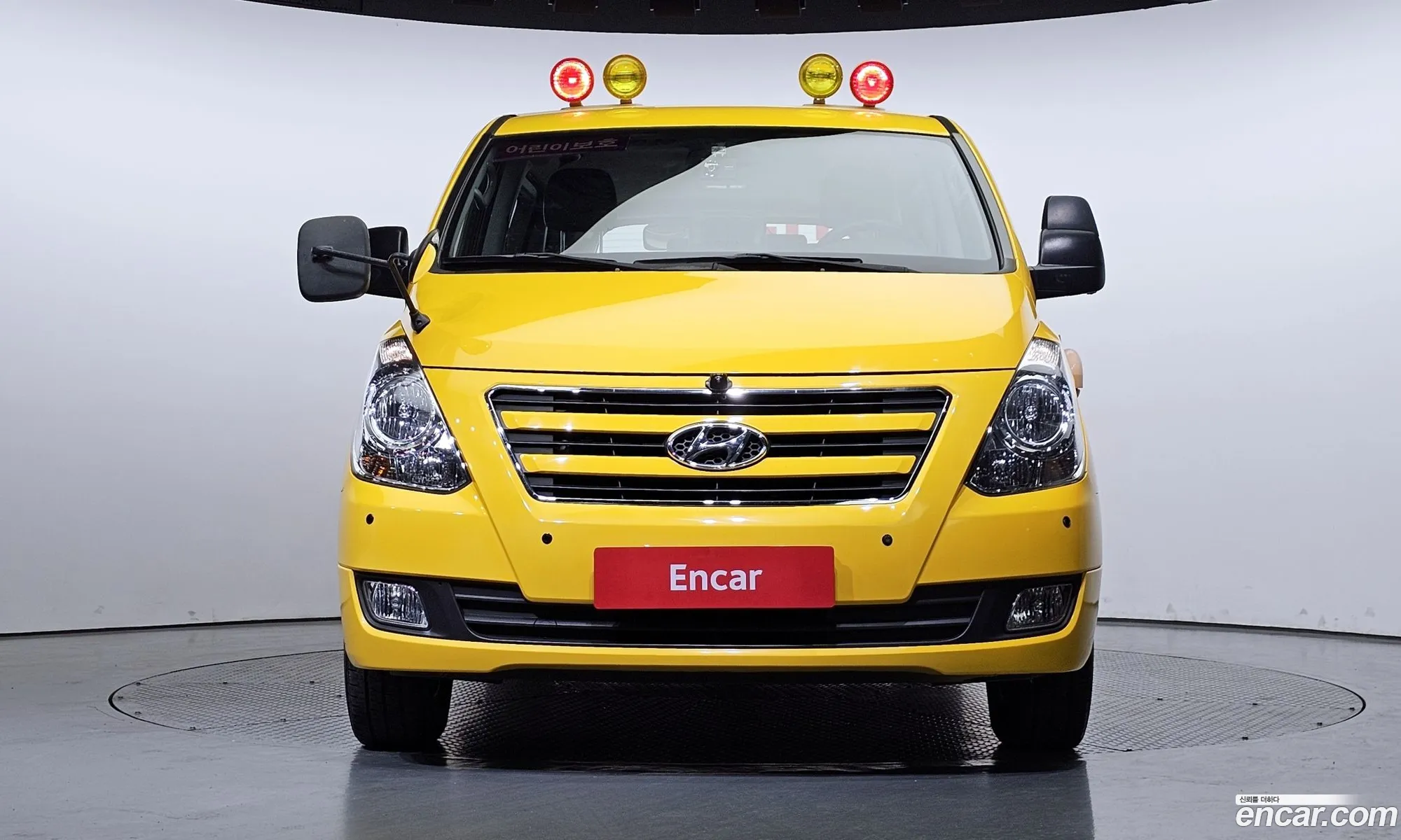 Hyundai Starex Child Protection Car 2017 - фотография 12576272