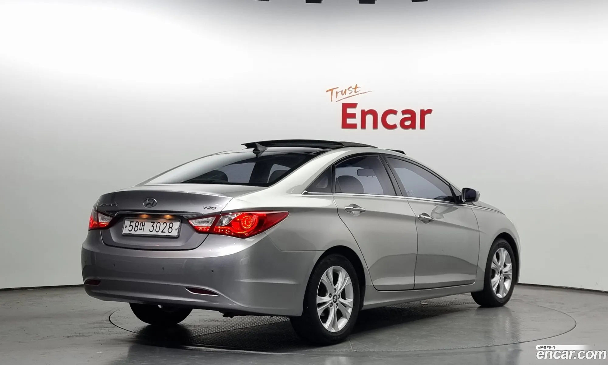 Hyundai Yf Sonata Y20 Top Luxury Model - фотография 15126003