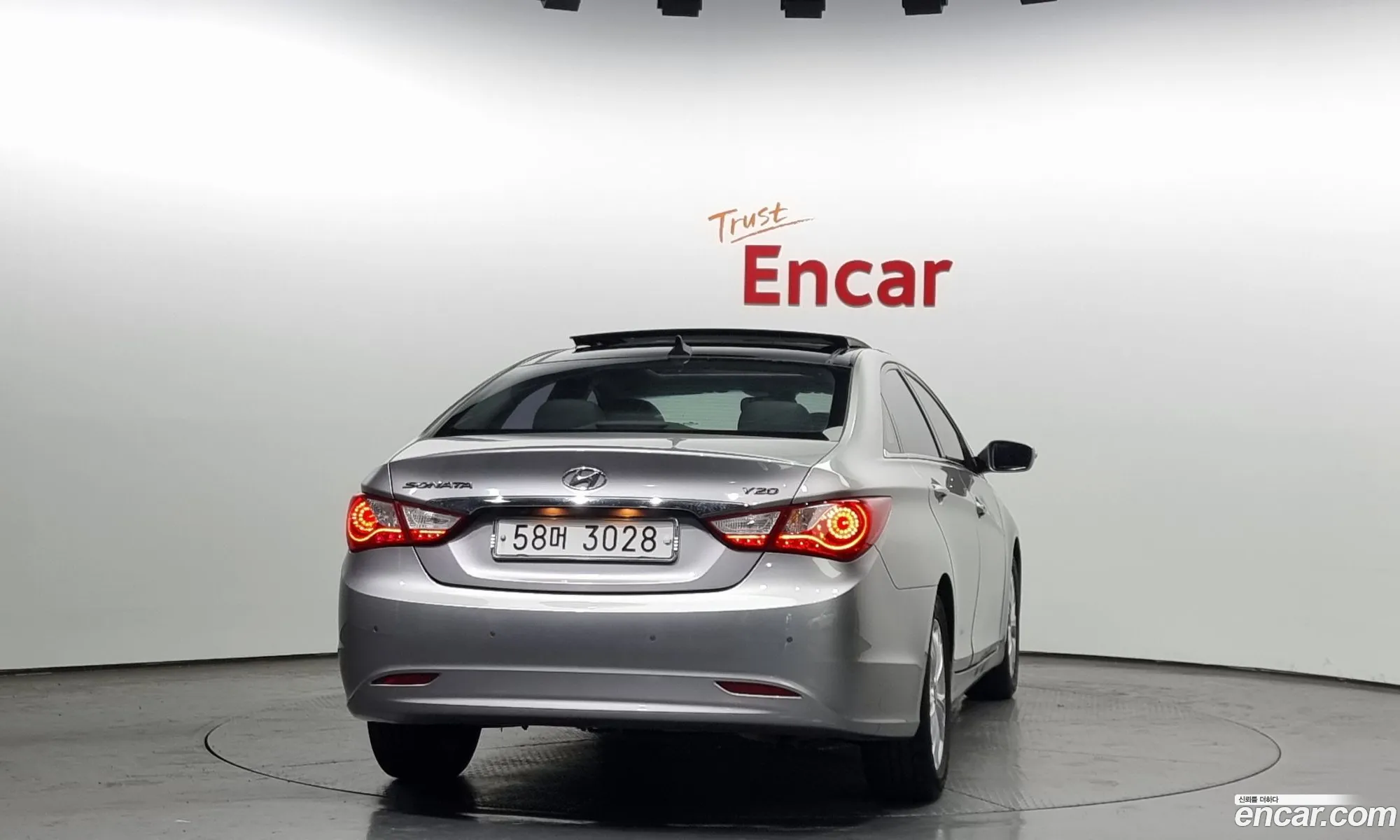 Hyundai Yf Sonata Y20 Top Luxury Model - фотография 15126005