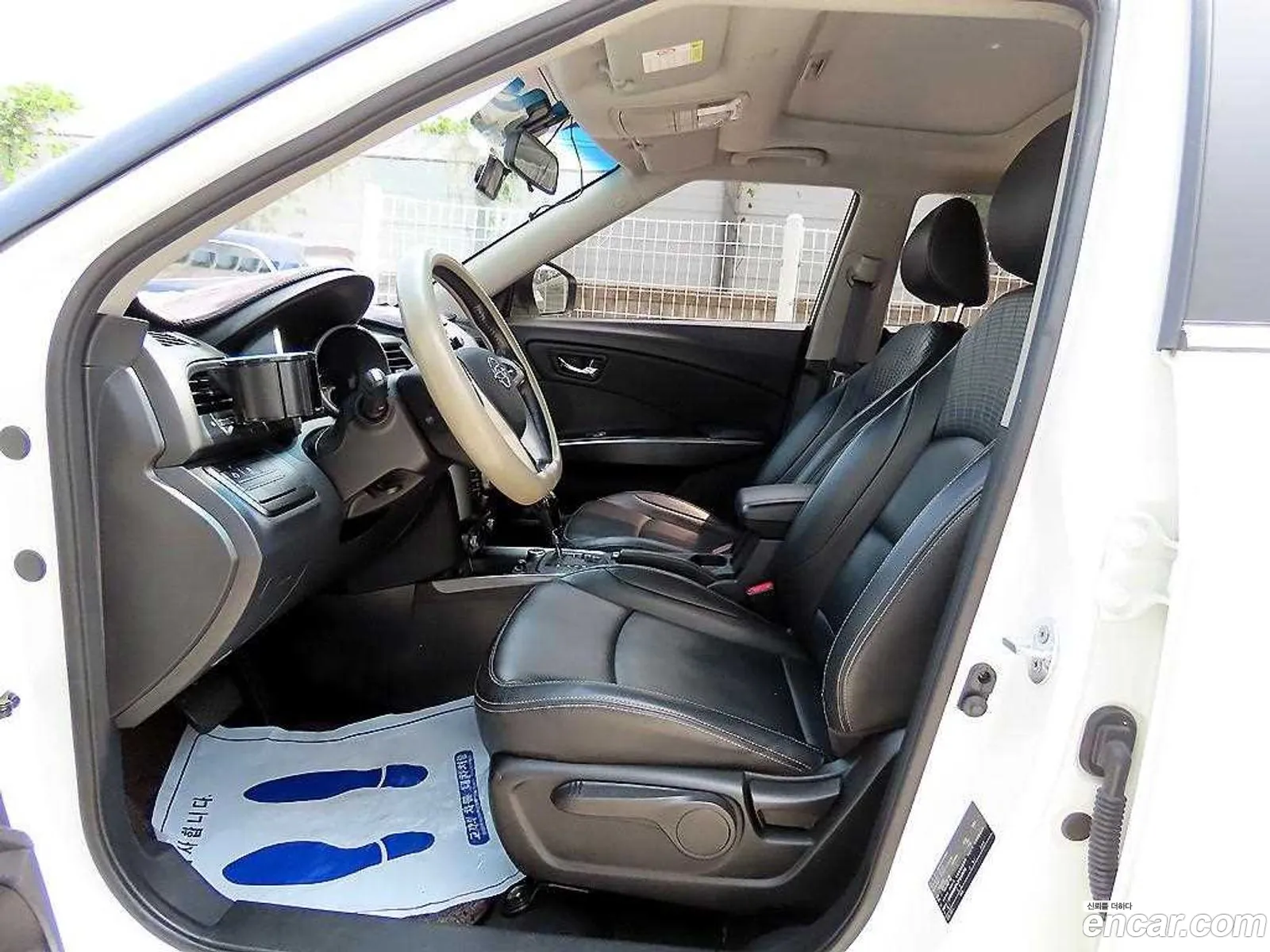 Ssangyong Tivoli Tivoli Diesel Vx 2Wd 2018 - фотография 17238823