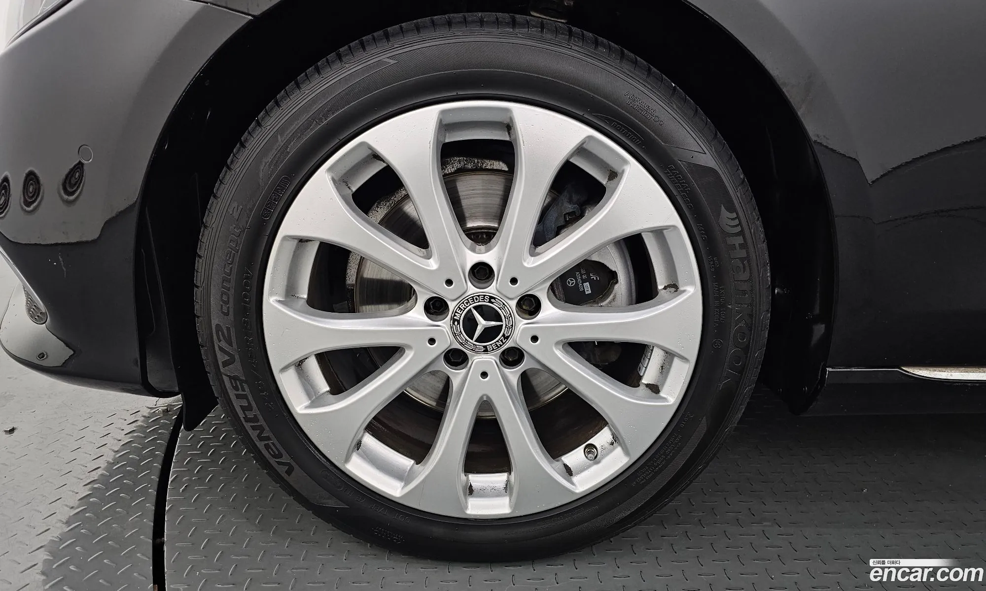 Mercedes-Benz E-Klasse V W213 S213 C238 E220D 4Matic Exclusive 2019 - фотография 11813292