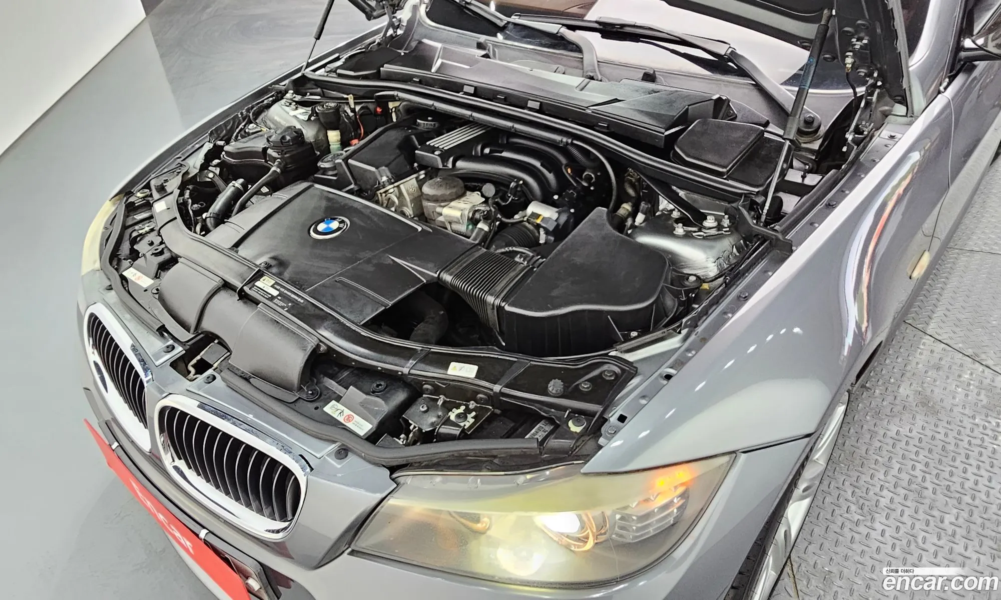 BMW 3Er V E90E91E92E93 320I Sedan M Sports 2010 - фотография 936390