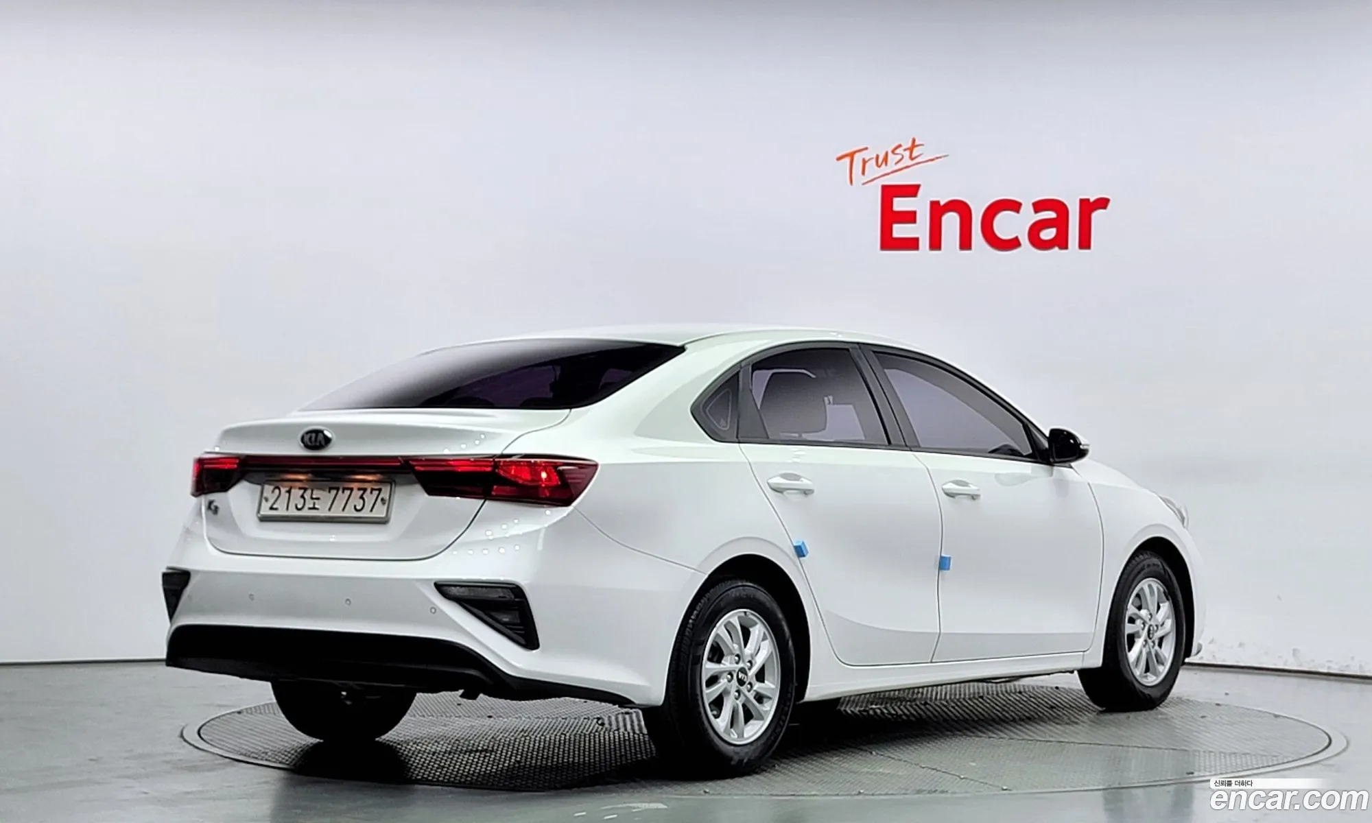 Kia K3 Luxury 2019 - фотография 12503947