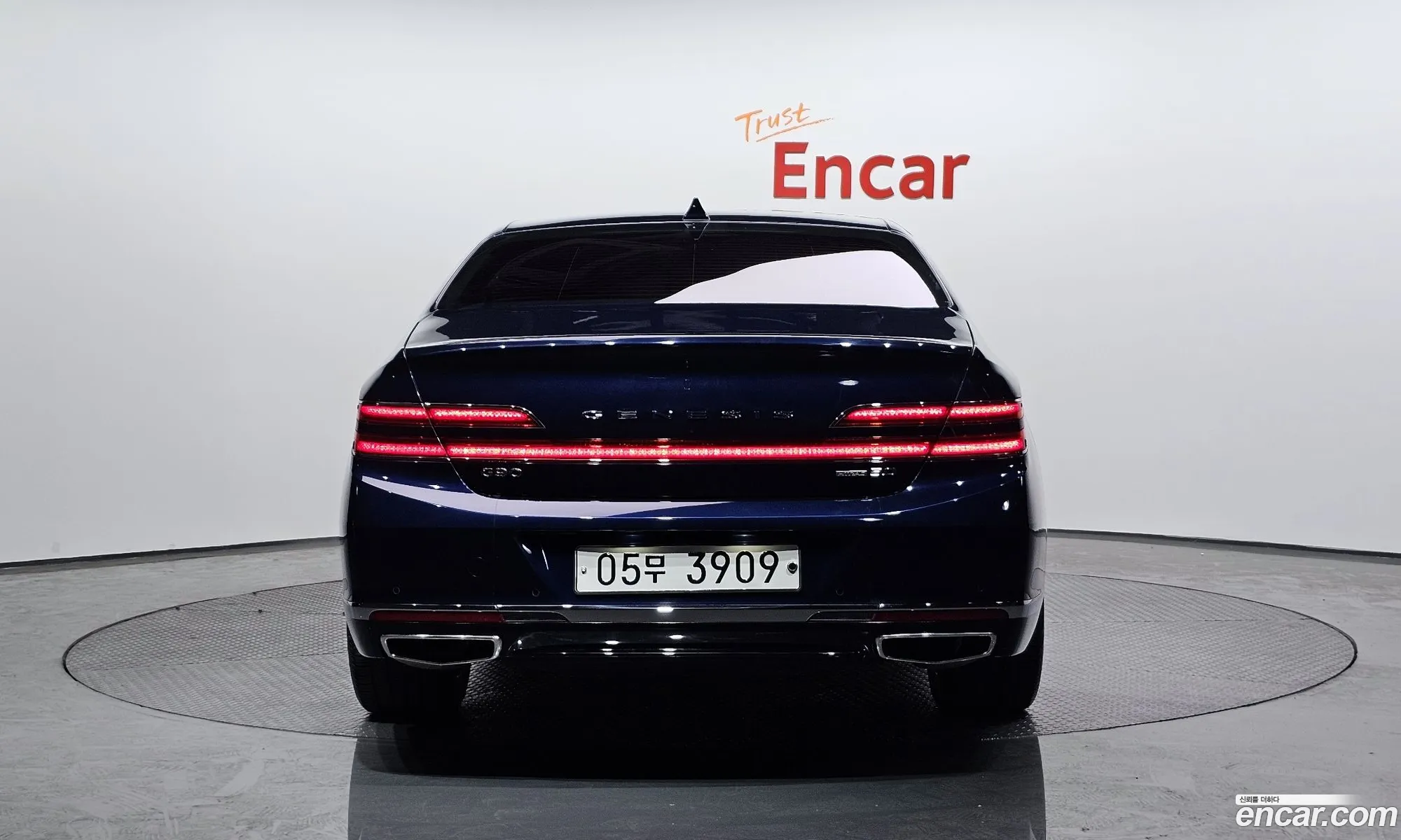 Genesis G90 I 50 Awd 2019 - фотография 14302456