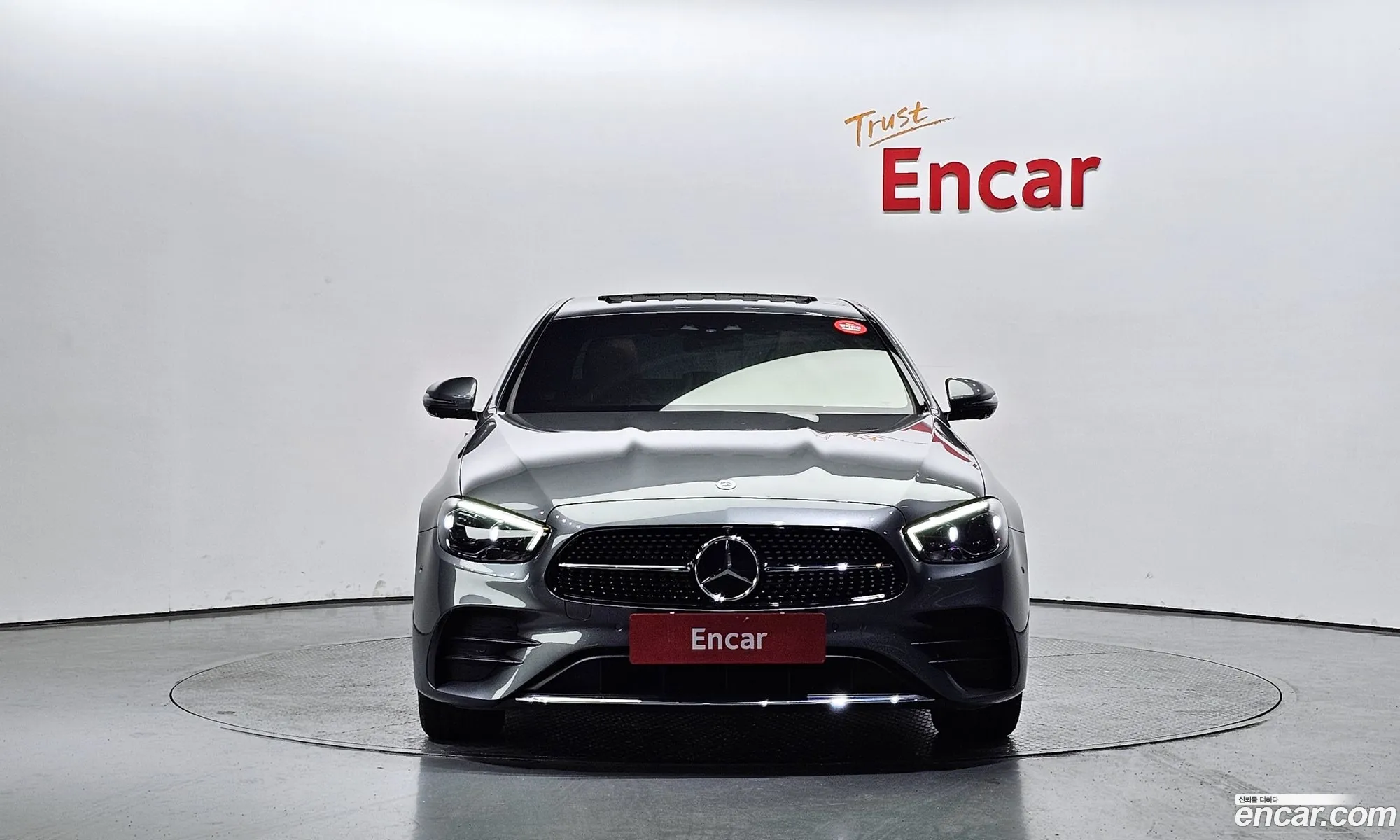 Mercedes-Benz E-Klasse E250 Amg Line 2023 - фотография 12624077