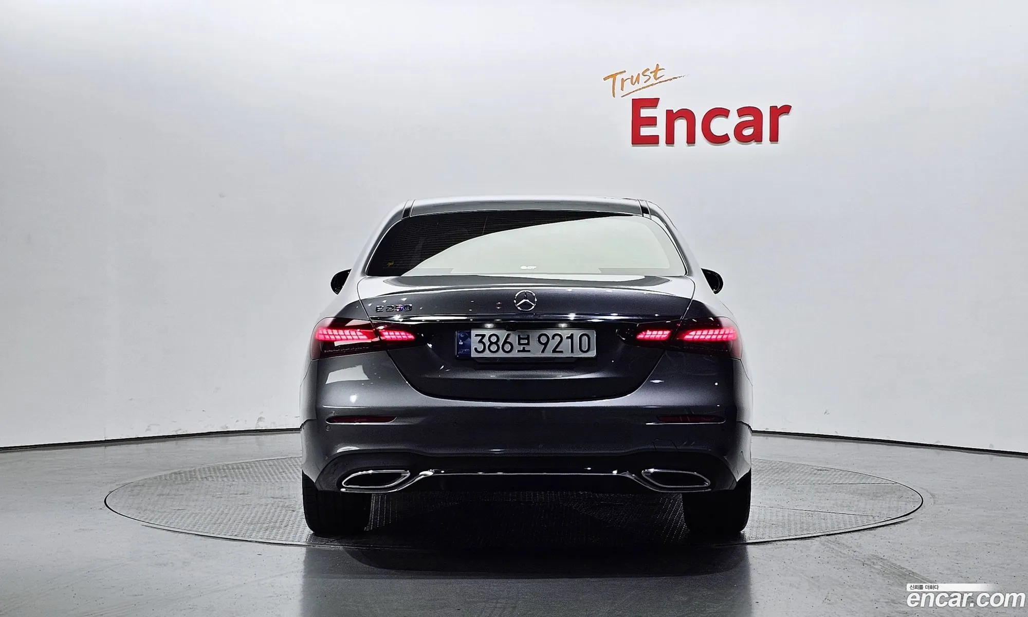 Mercedes-Benz E-Klasse E250 Amg Line 2023 - фотография 12624078