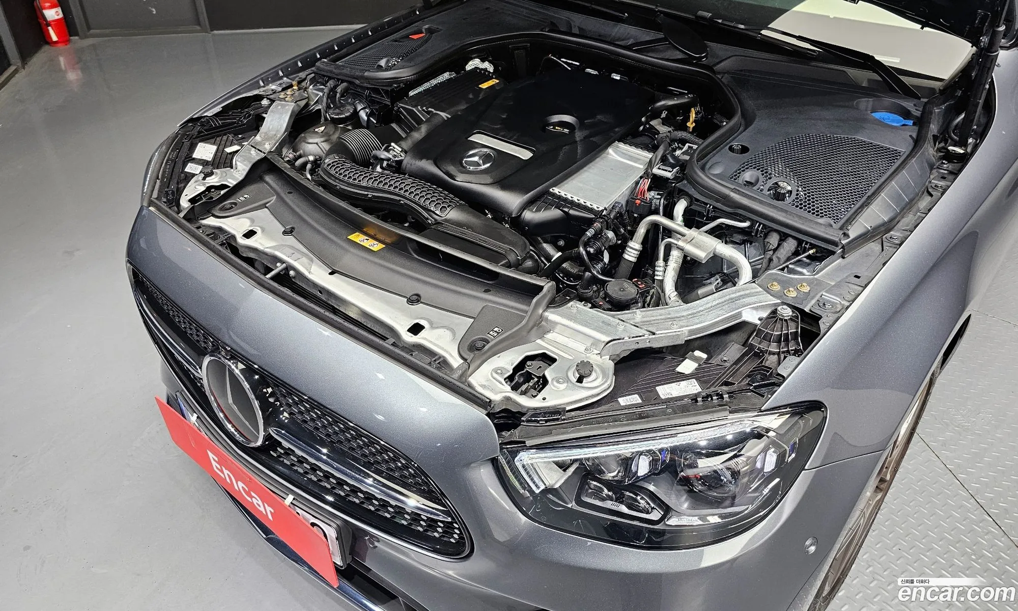 Mercedes-Benz E-Klasse E250 Amg Line 2023 - фотография 12624080
