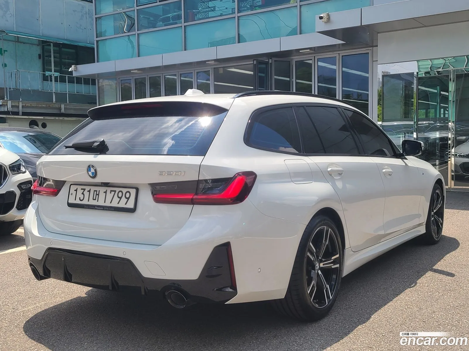 BMW 3Er 320I Touring M Sports 2024 - фотография 2861