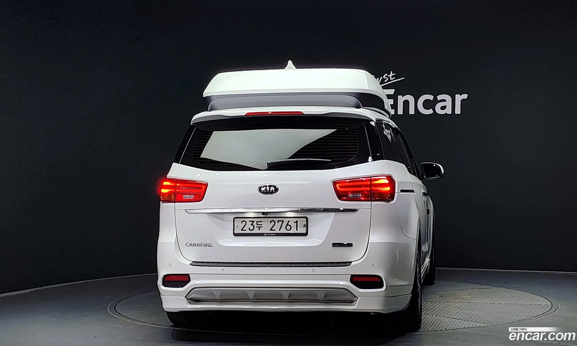 Kia Carnival Iii 9-Seater High Limousine 2019 - фотография 12397104
