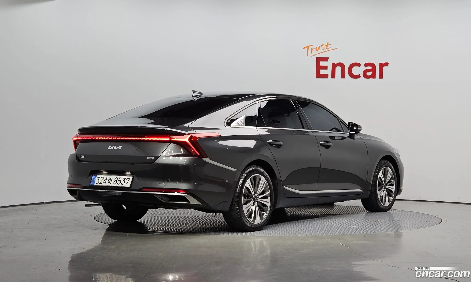 Kia K8 Signature 2023 - фотография 11230439