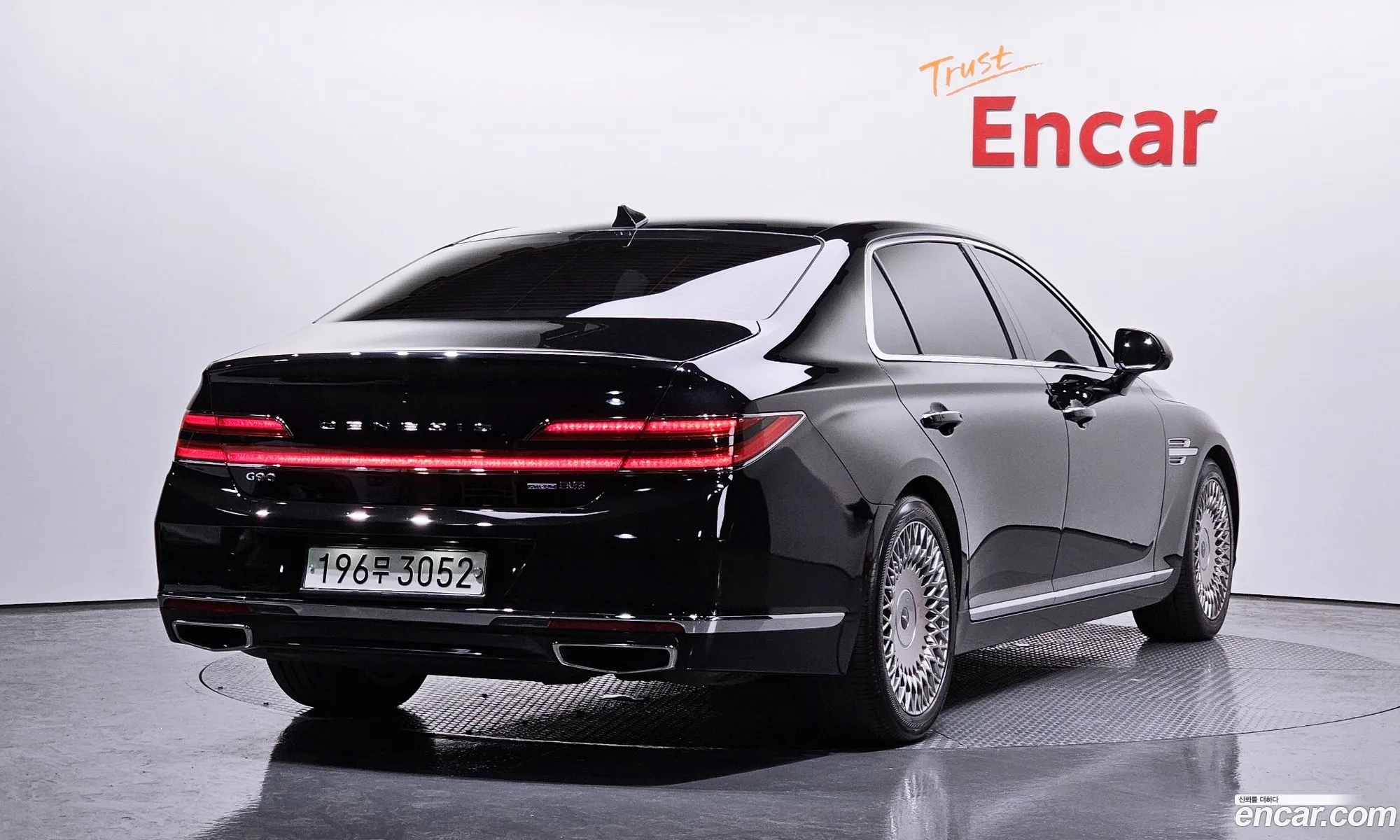 Genesis G90 I 38 Awd 2020 - фотография 11851041