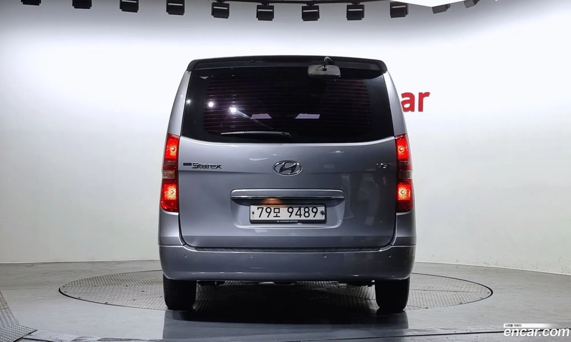 Hyundai Starex 11-Seater Wagon 2014 - фотография 13494862
