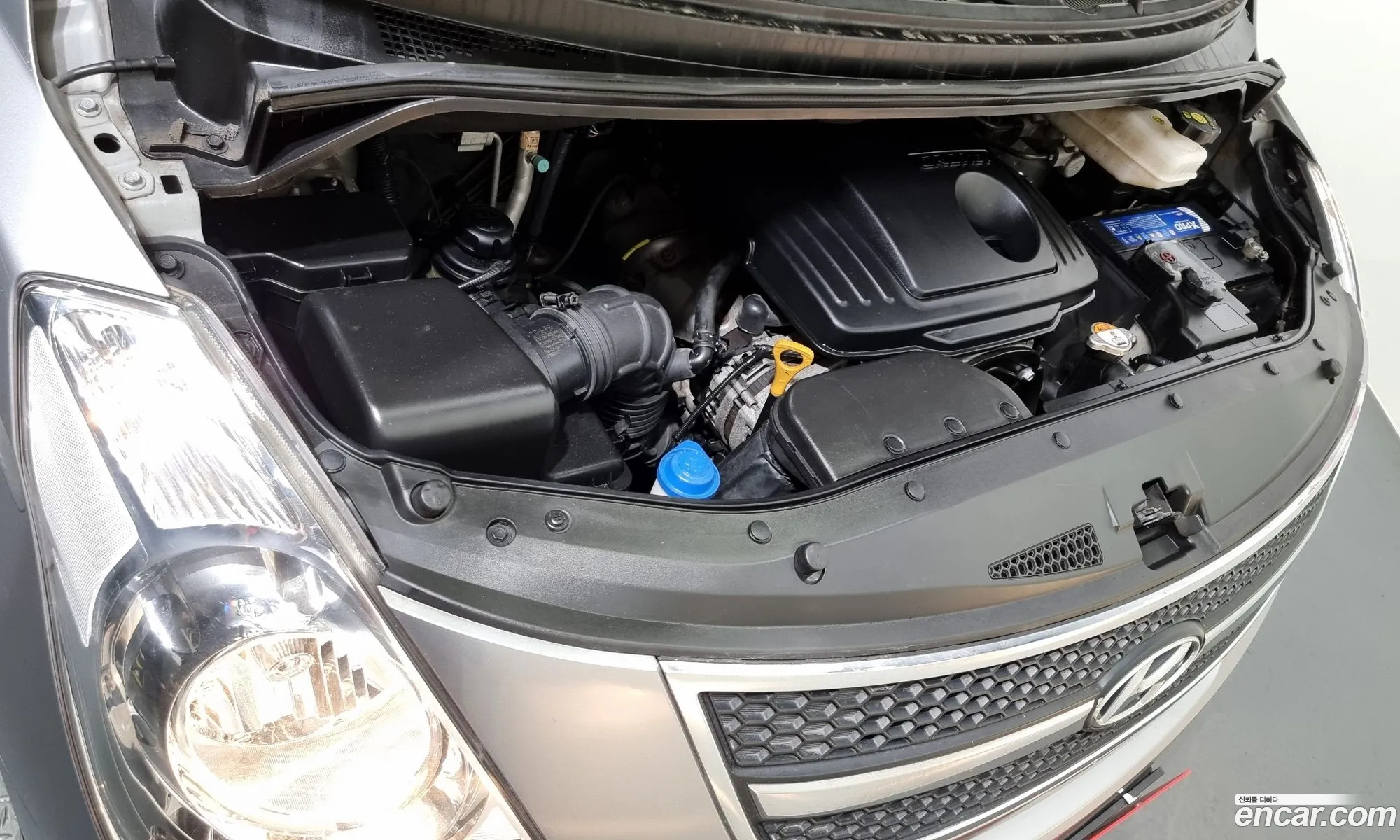 Hyundai Starex 11-Seater Wagon 2014 - фотография 13494864