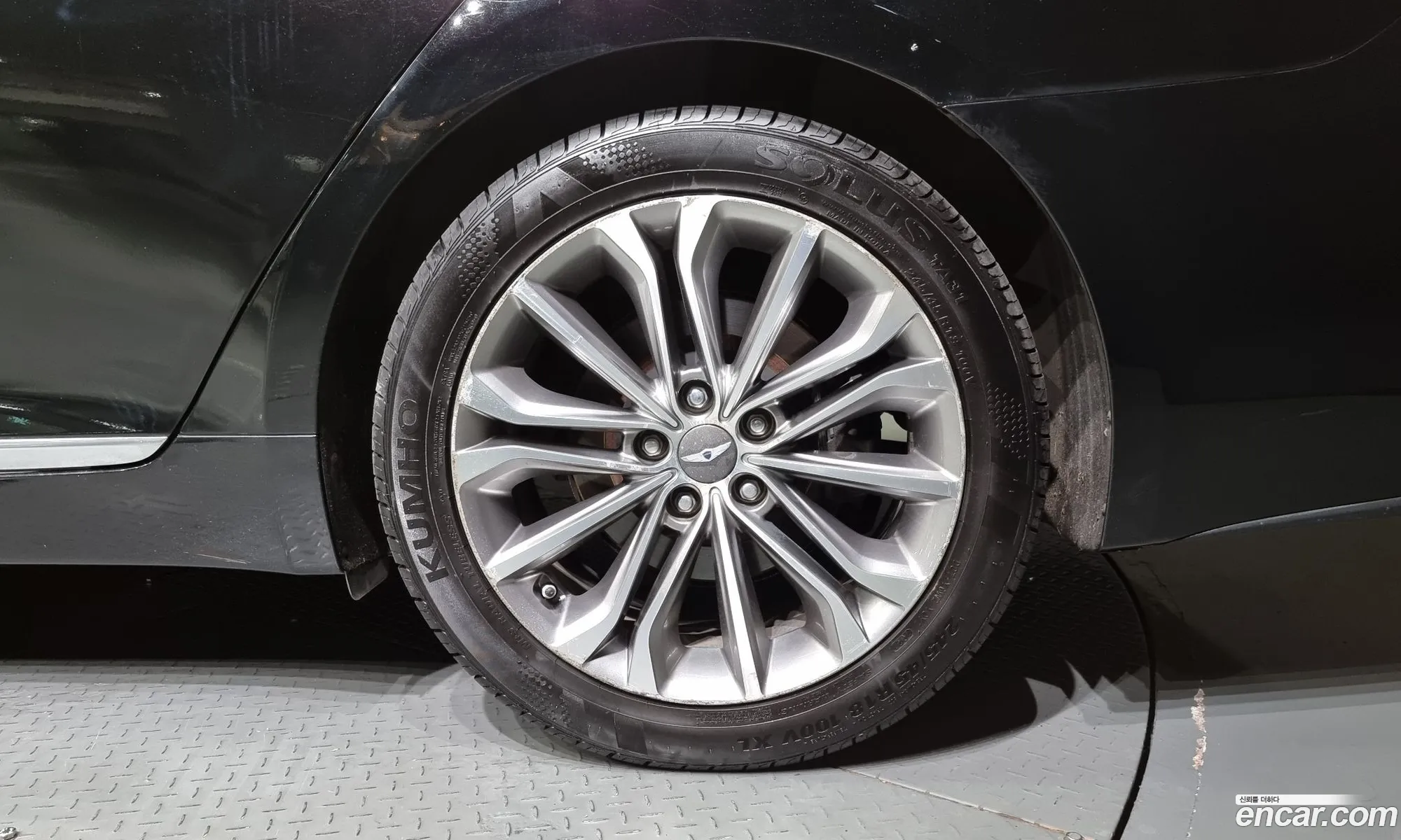 Hyundai Genesis G330 Premium 2014 - фотография 12811559