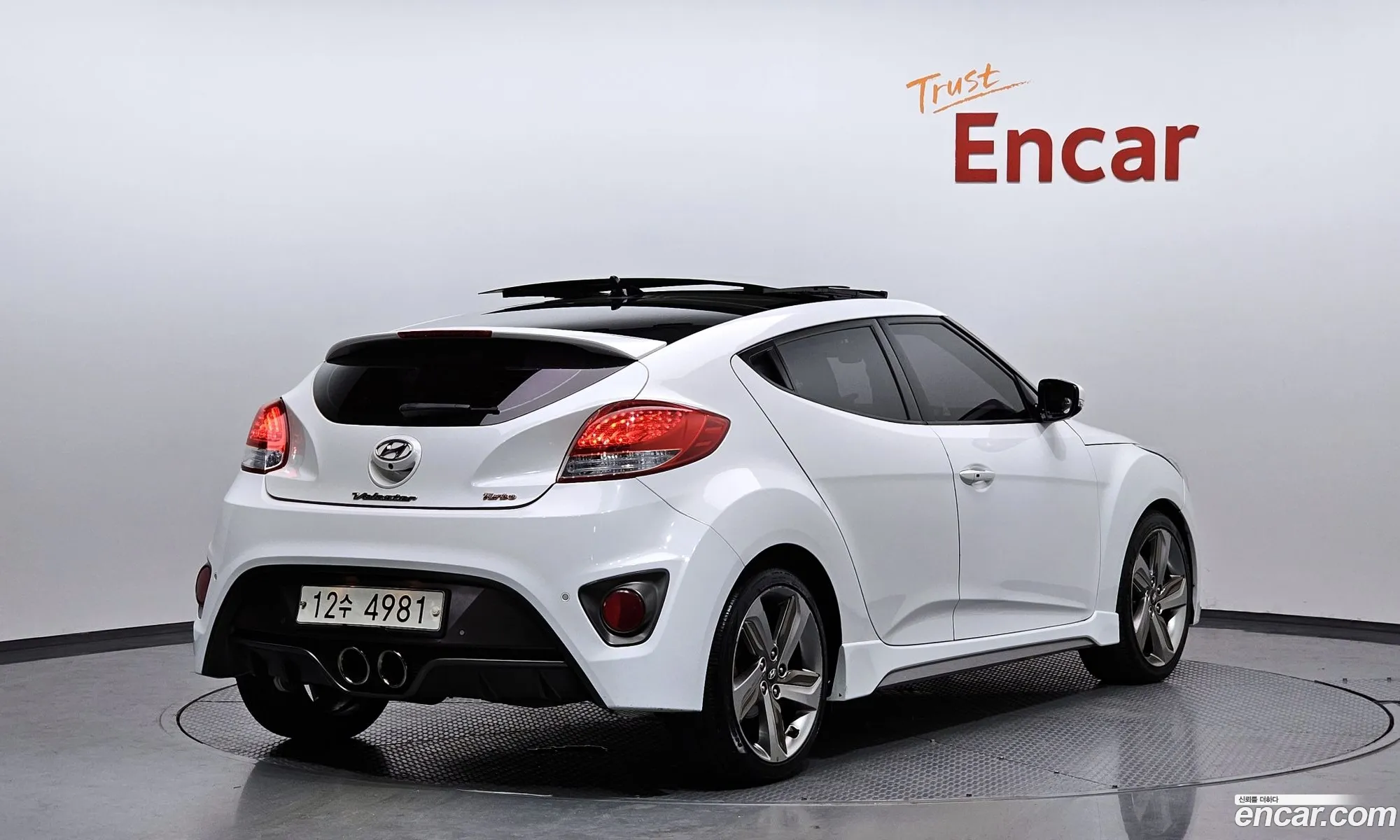Hyundai Veloster Turbo D Specs 2014 - фотография 12421522