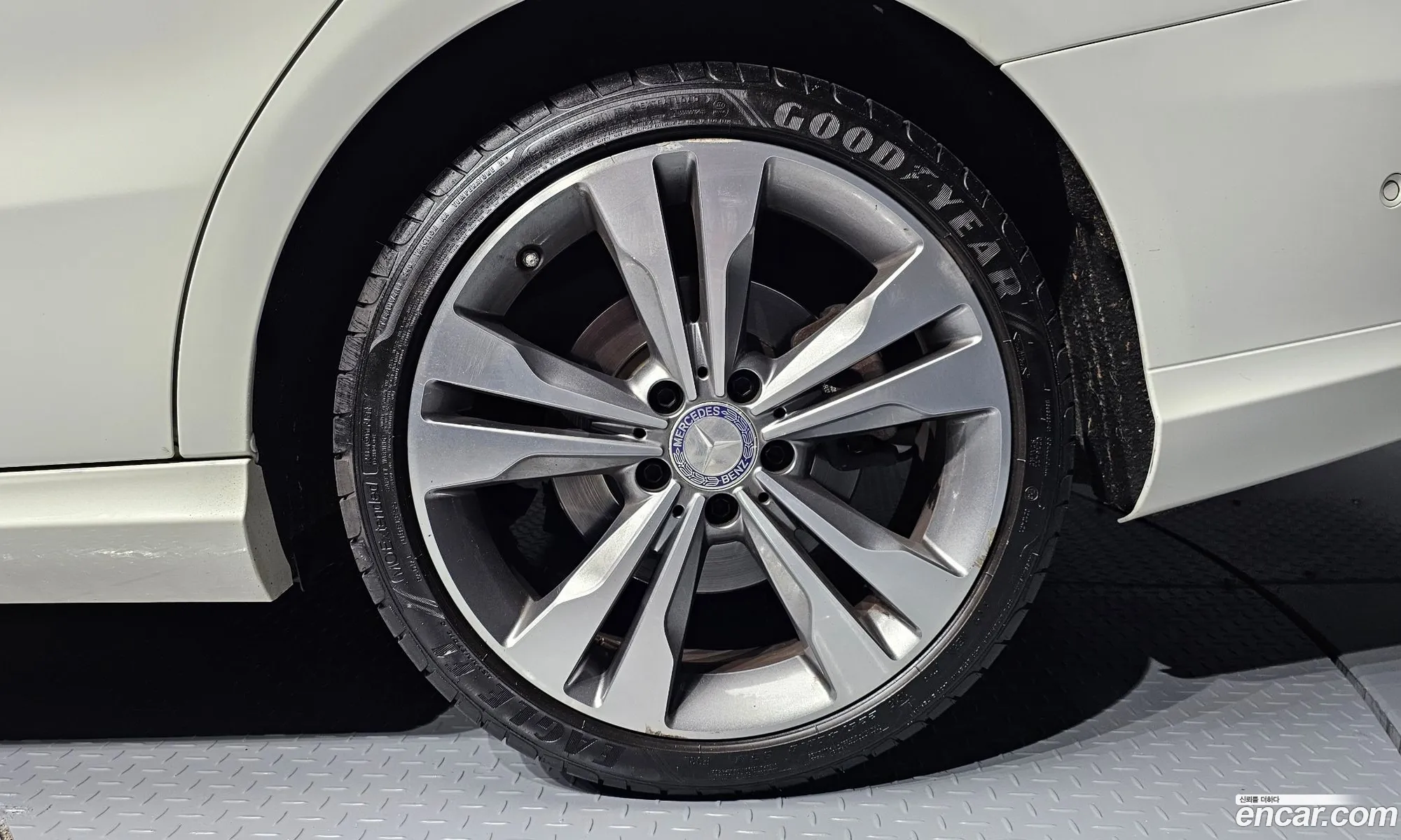 Mercedes-Benz Cla-Klasse I C117 X117 Cla200 Cdi 2015 - фотография 12112589