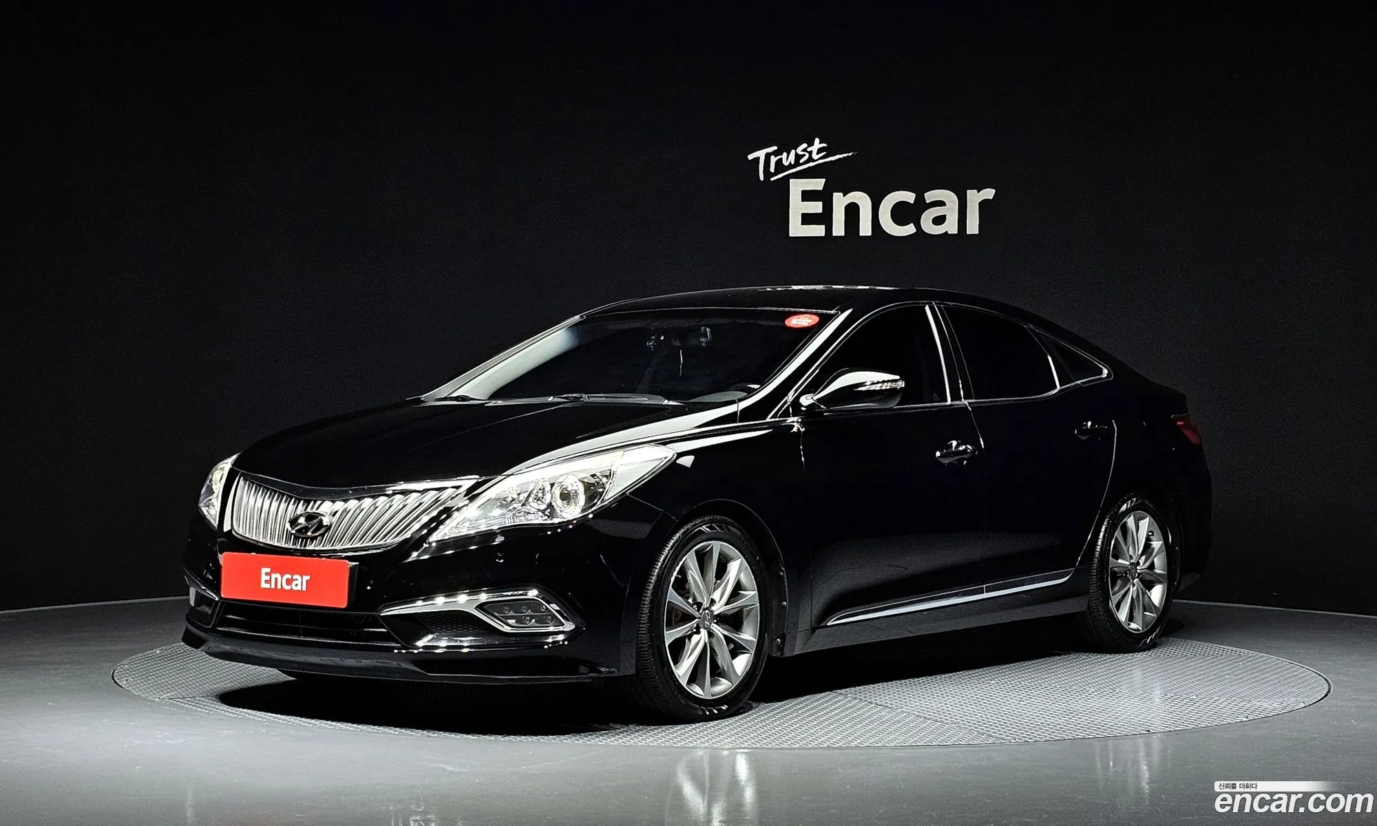 Hyundai Grandeur V Hg240 Modern 2015 - фотография 11746102