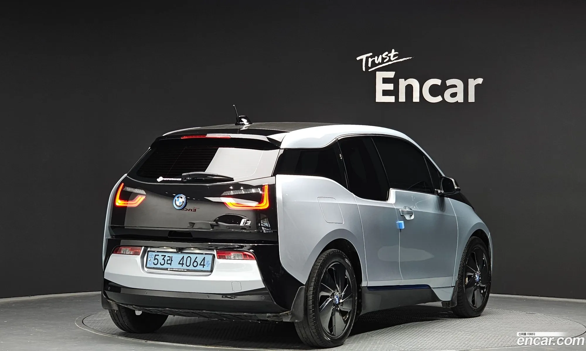 BMW I3 Lux 2015 - фотография 12483307