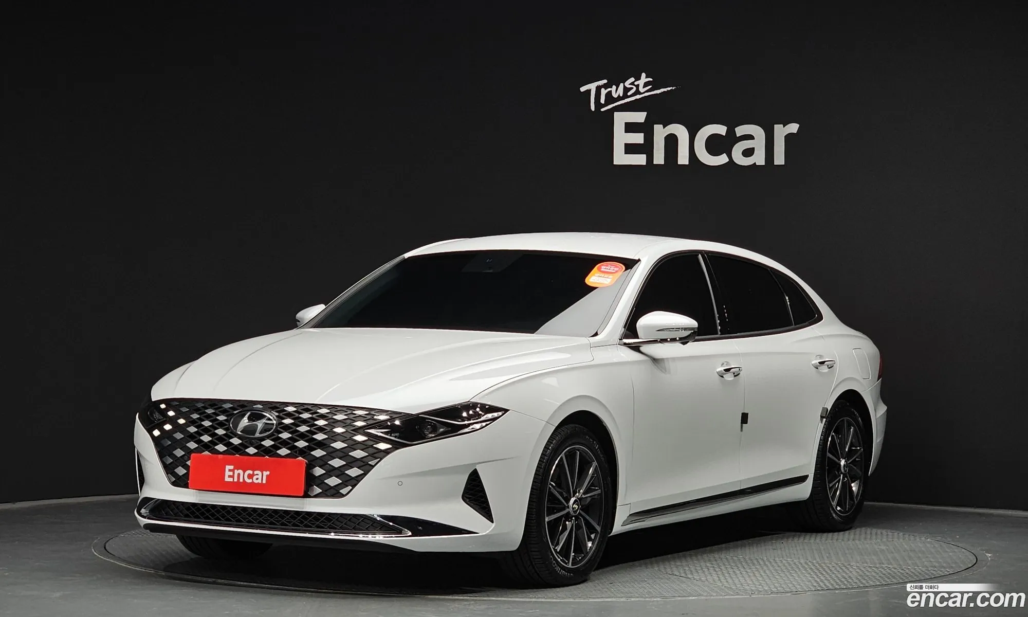 Hyundai Grandeur 25 2023 - фотография 12123907