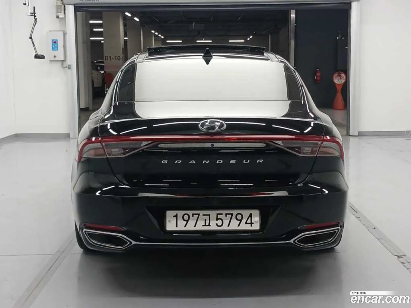 Hyundai The New Grandeur Ig 30 Lpi Rental Car Premium - фотография 15967862