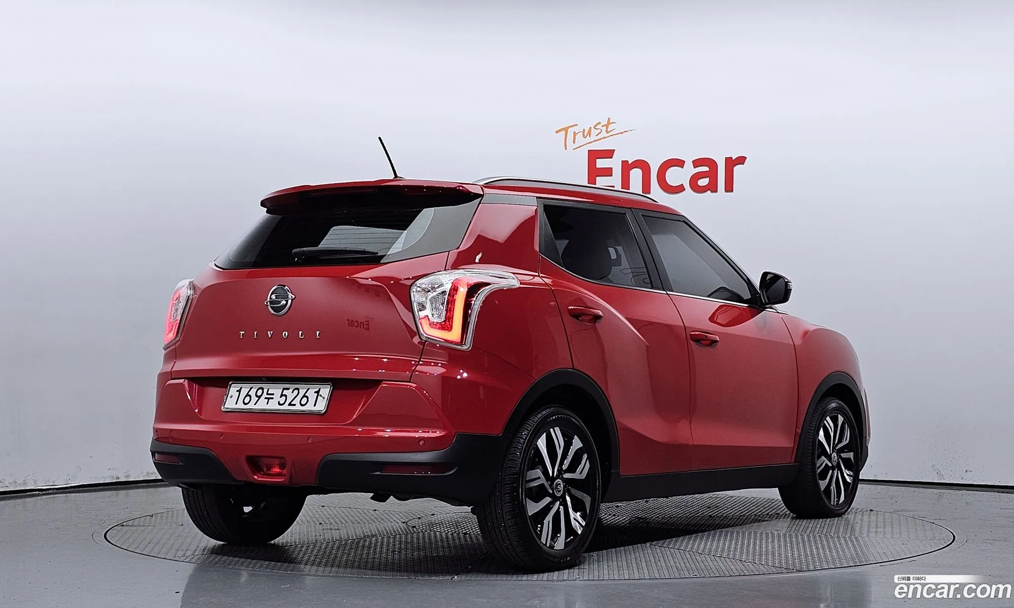 Ssangyong Tivoli Tivoli Diesel Vx 2Wd 2018 - фотография 2023462