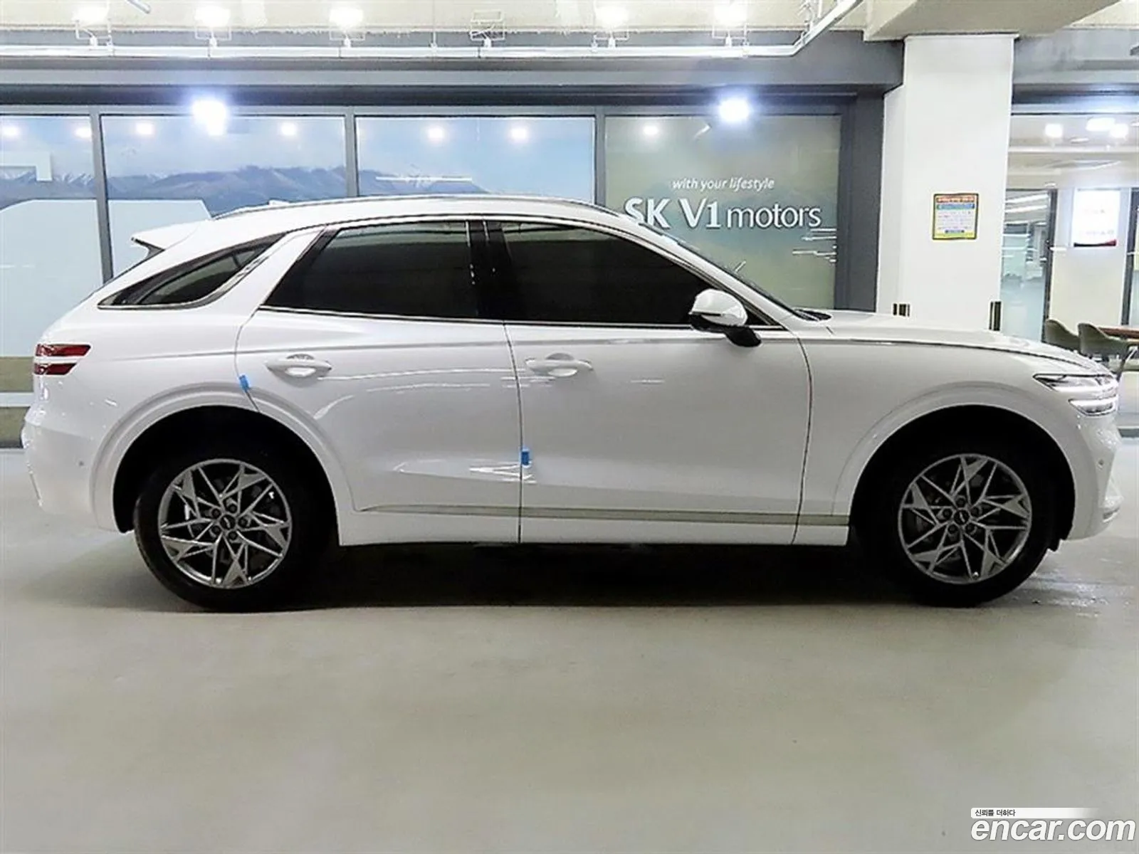 Genesis Gv70 25T Gasoline Awd 2023 - фотография 16125812