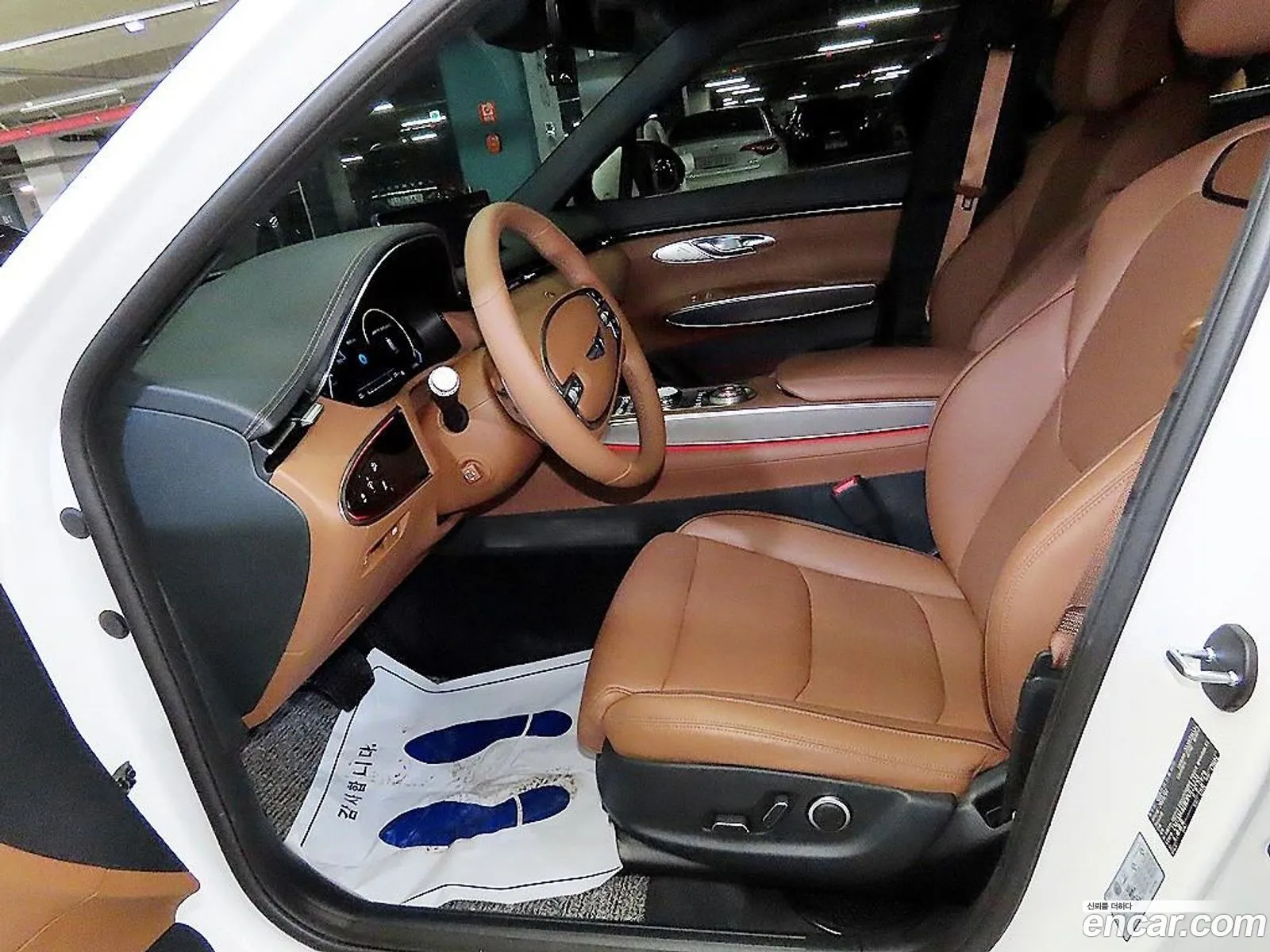 Genesis Gv70 25T Gasoline Awd 2023 - фотография 16125815