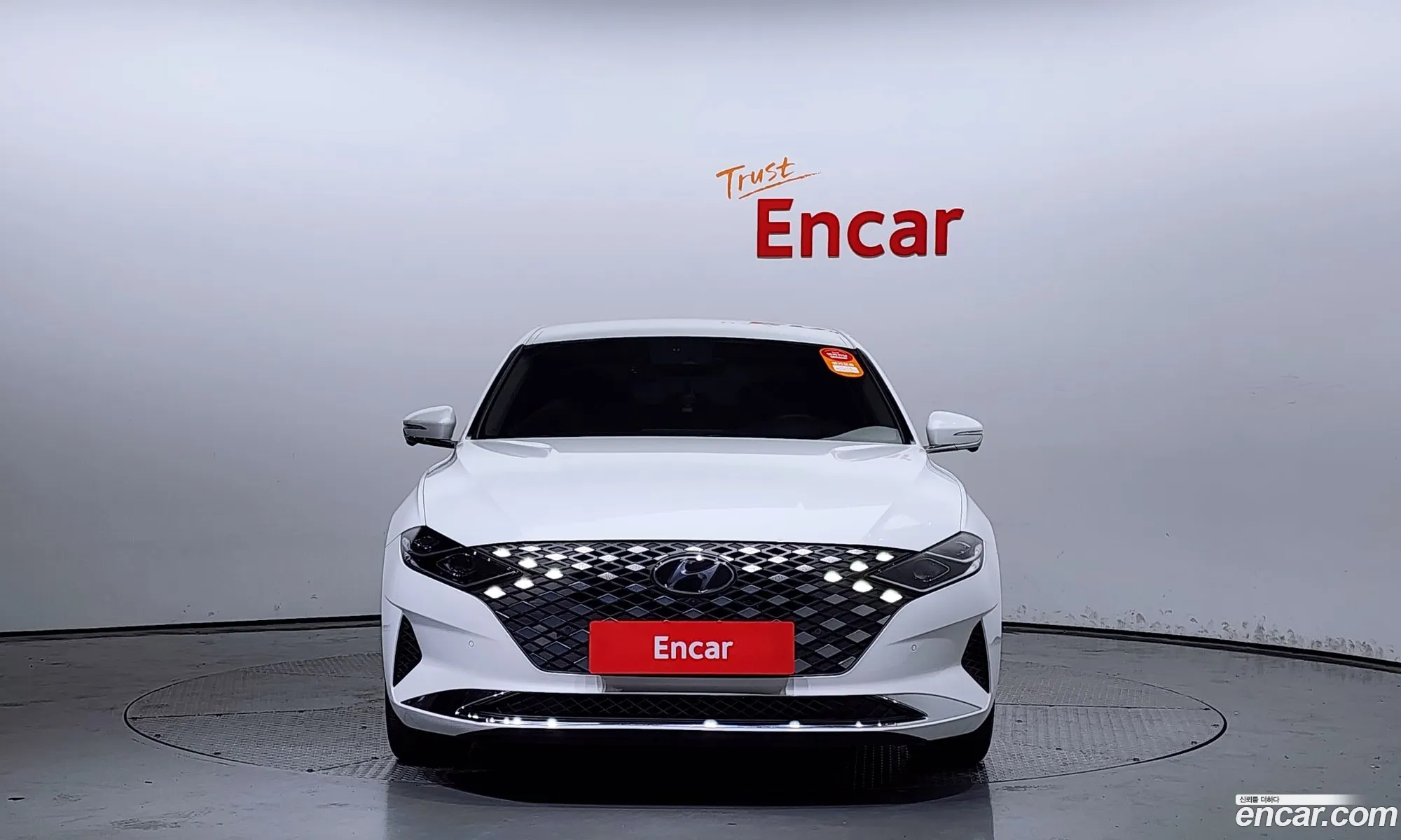 Hyundai Grandeur Vi 25 2020 - фотография 15997173
