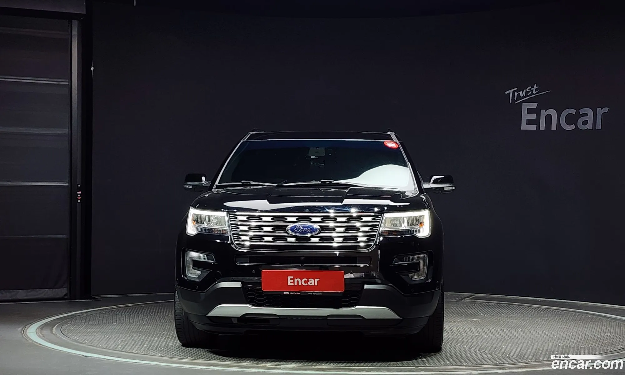 Ford Explorer 23 Limited 4Wd 2017 - фотография 15170012